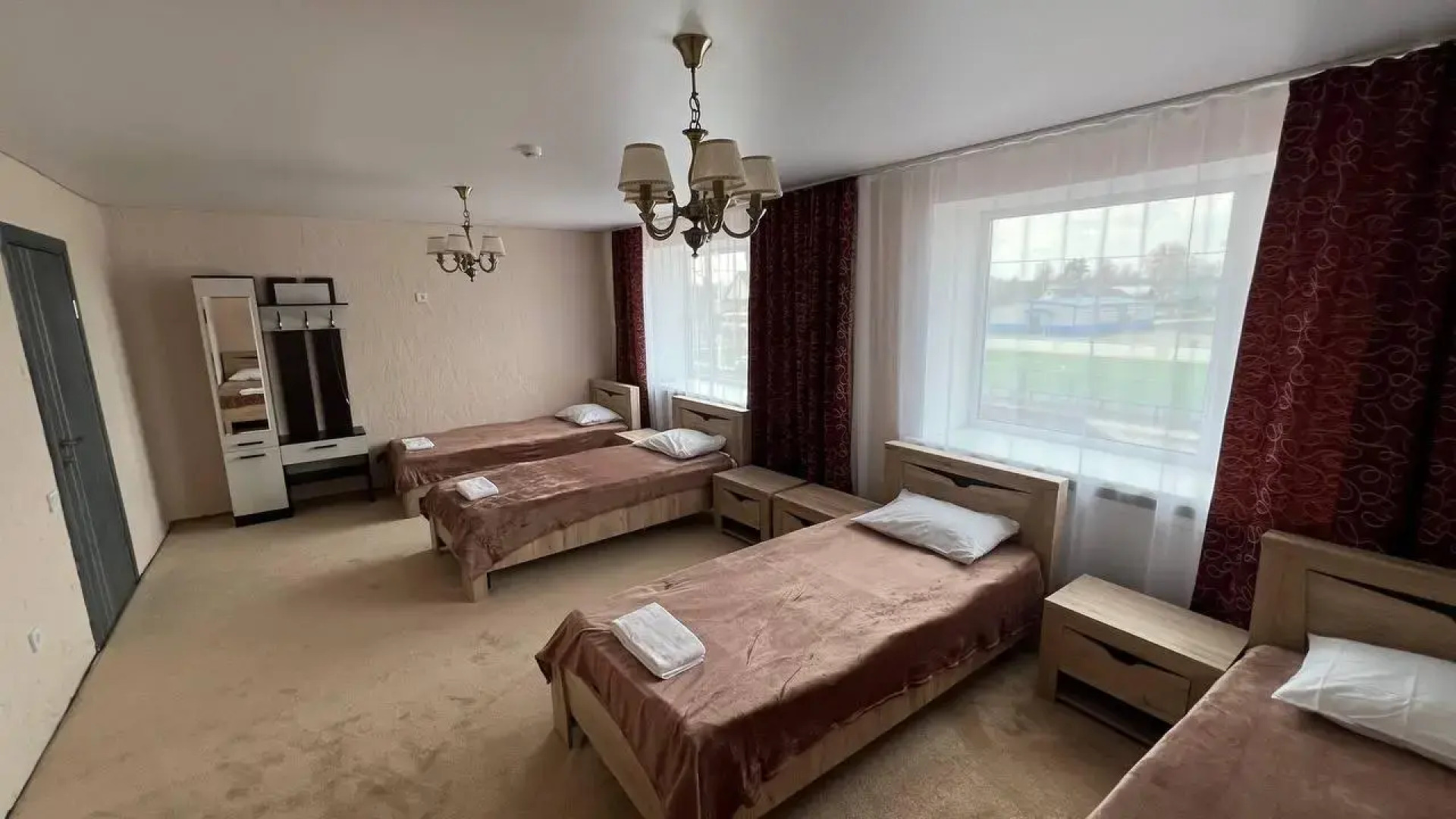 Плюшкин двор