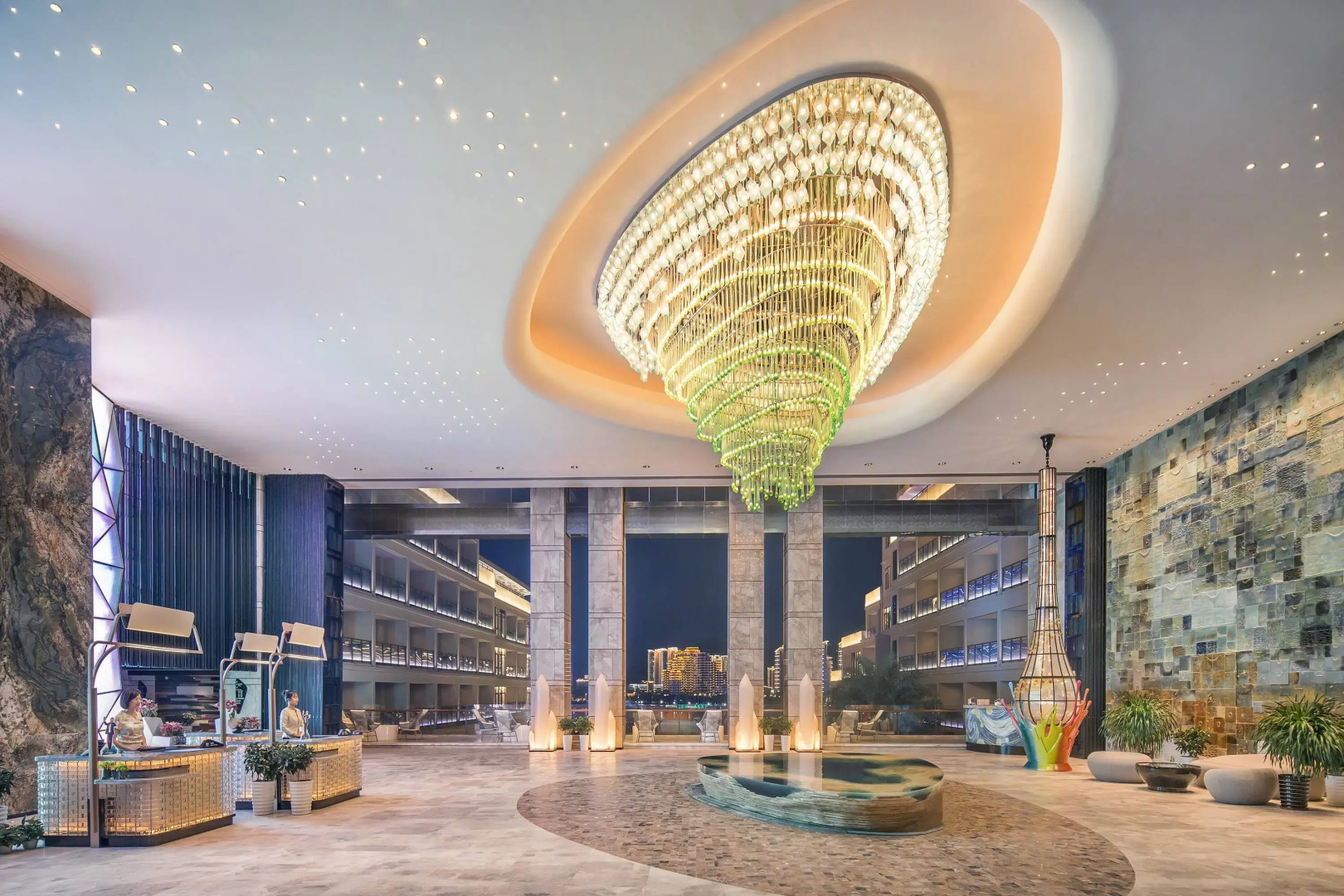 Отель Wingate by Wyndham Sanya Luhuitou