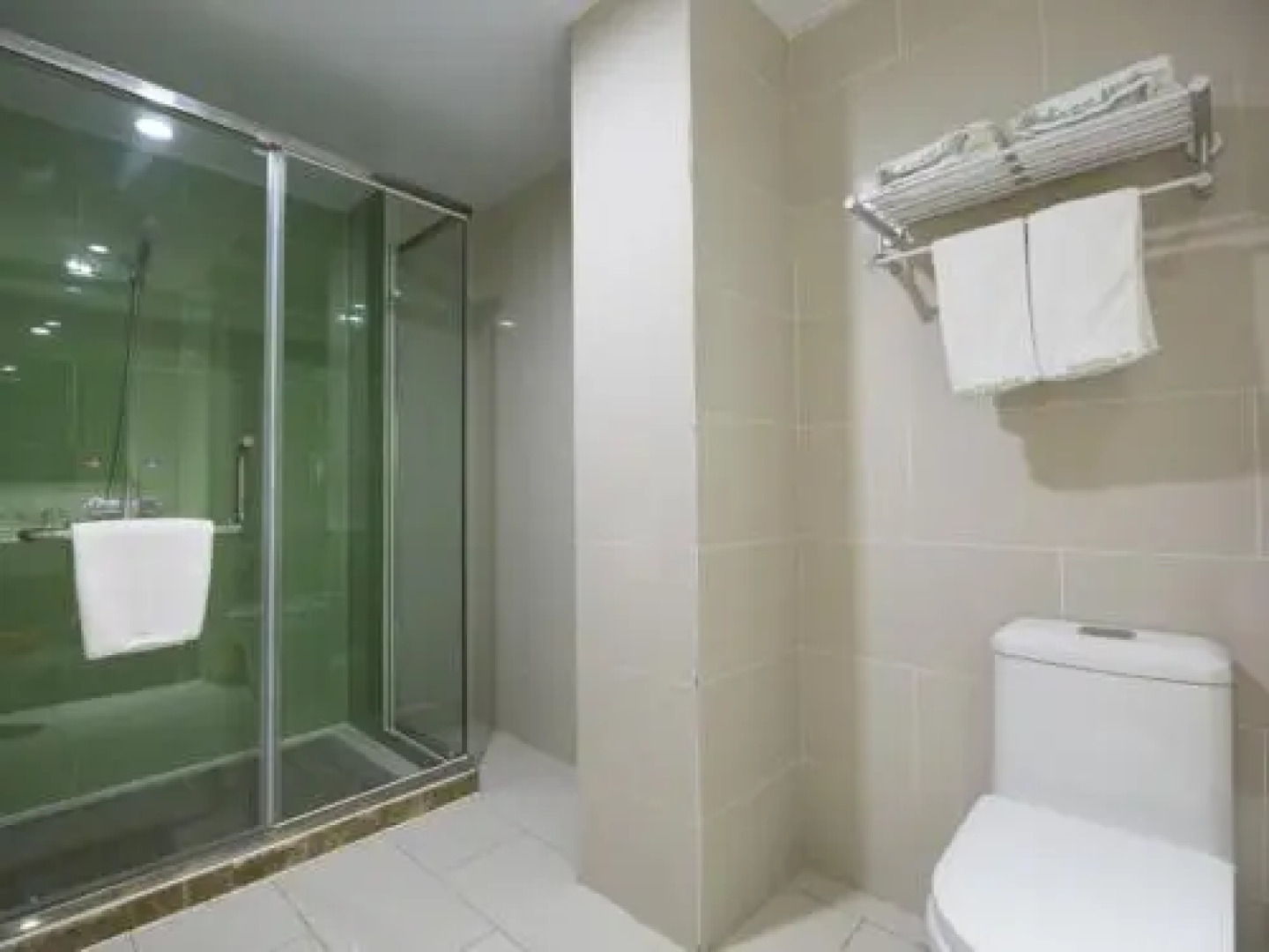 GreenTree Inn ChengDe Shuangluan District Xinhuiwan Hotel