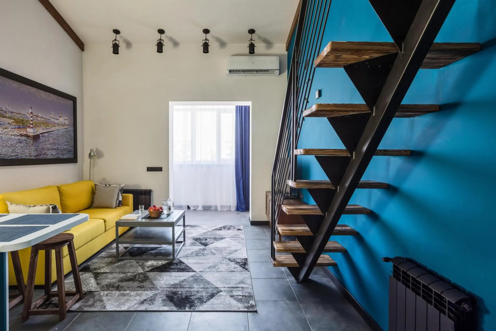 Two level apartment for 5