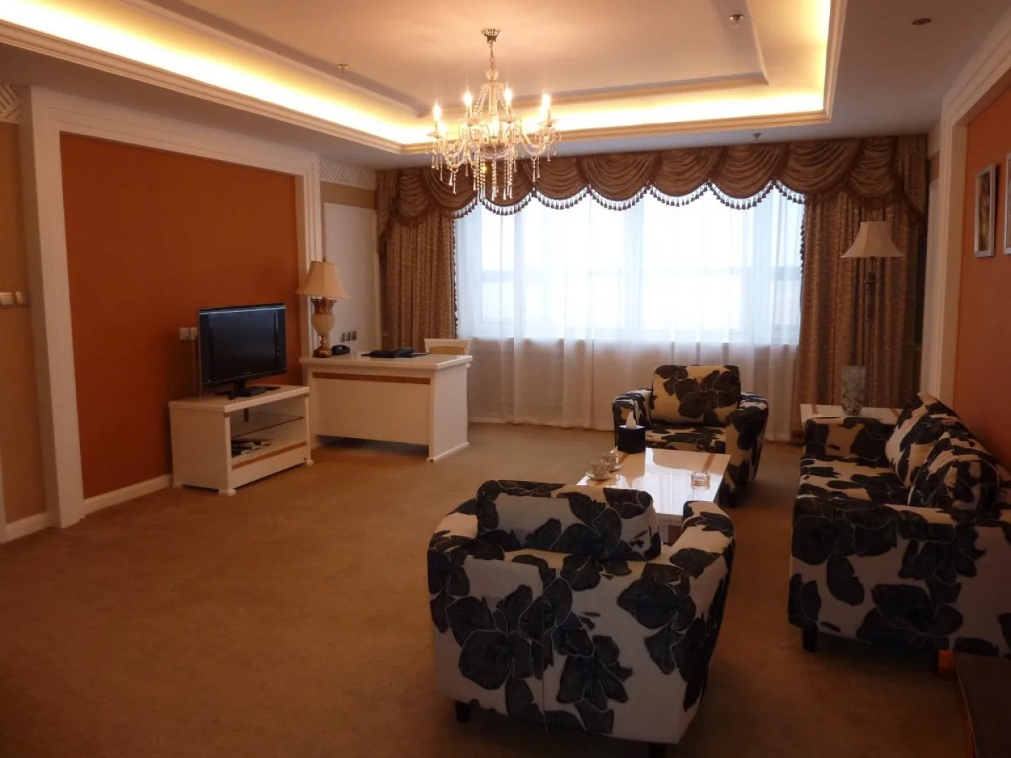 Hulun Buir Friendship International Hotel