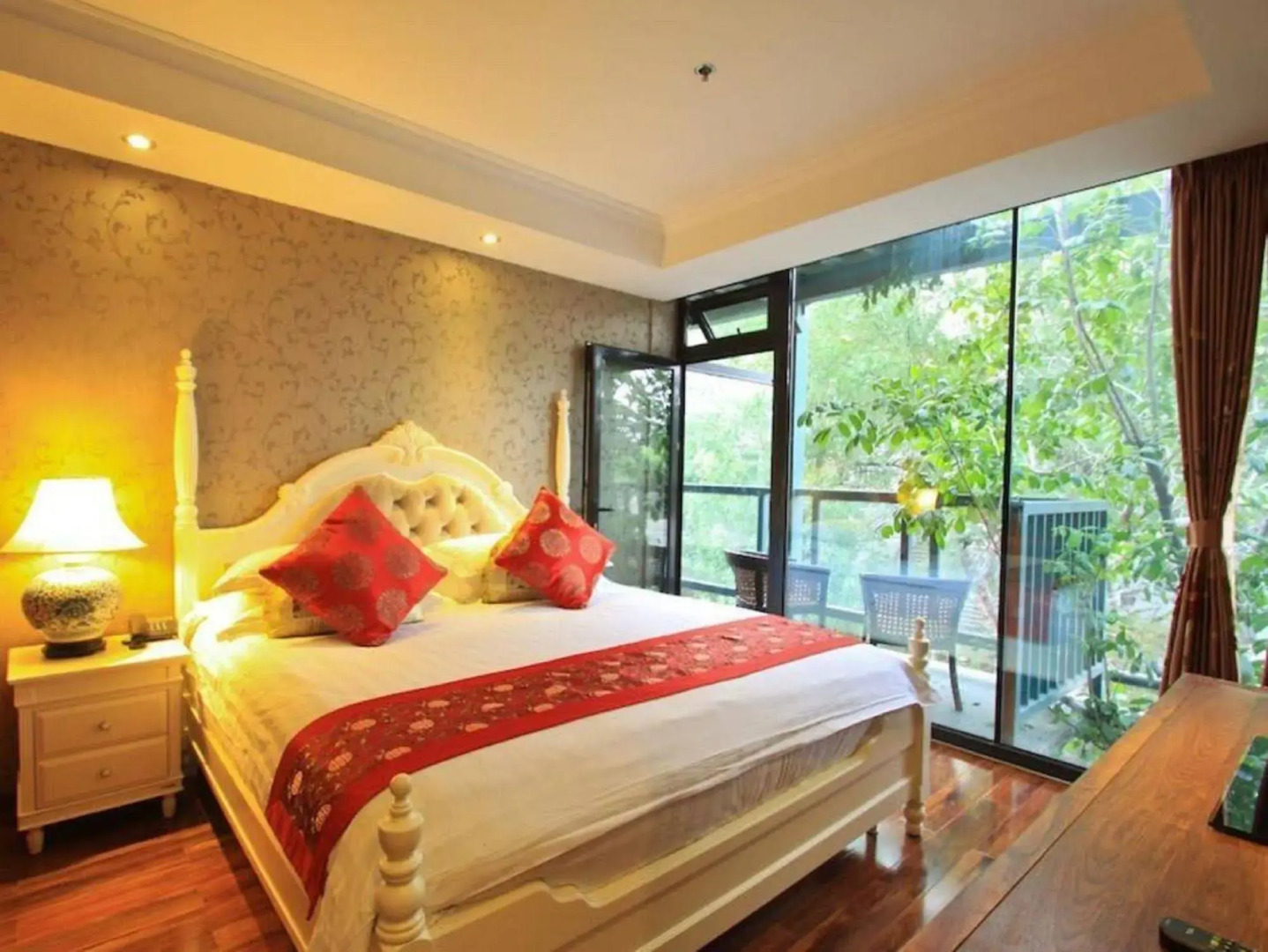 Beijing Traditional View Hotel