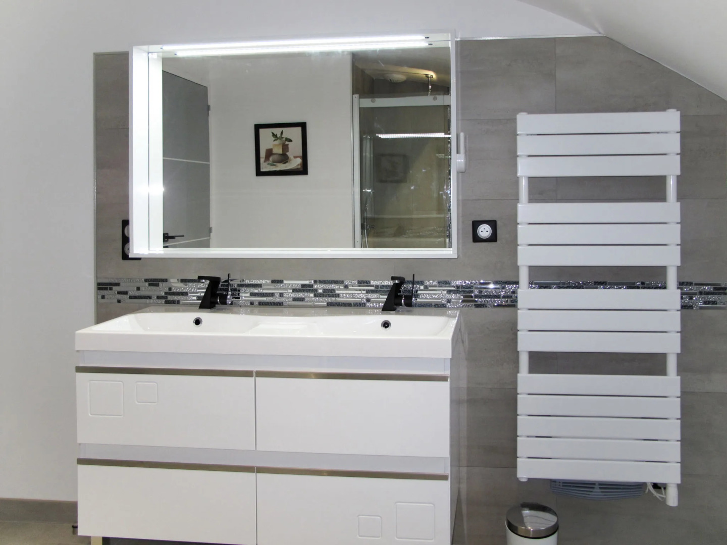 Pirou Beach (PIP402)