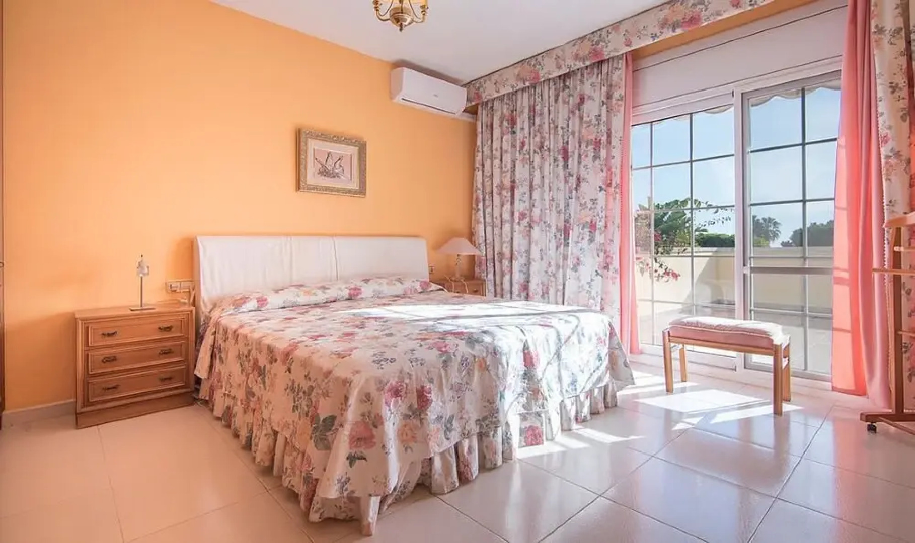 Gallery Villa 650M from the Beach (R81)