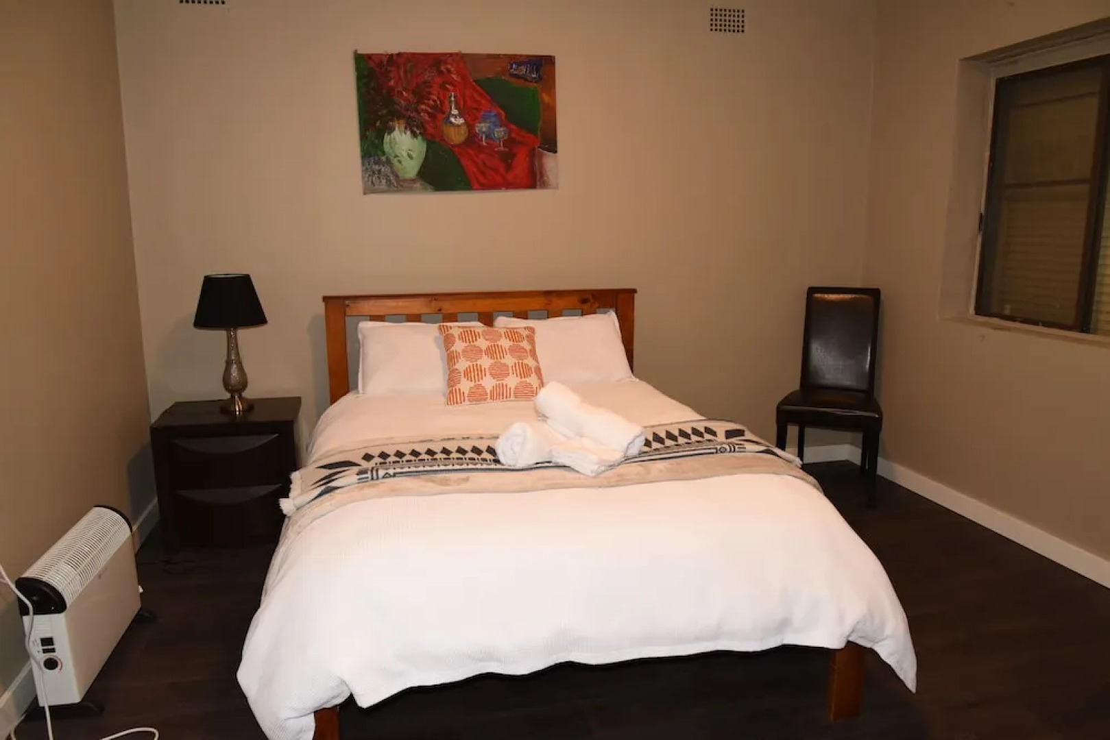 Warrawong holiday big home