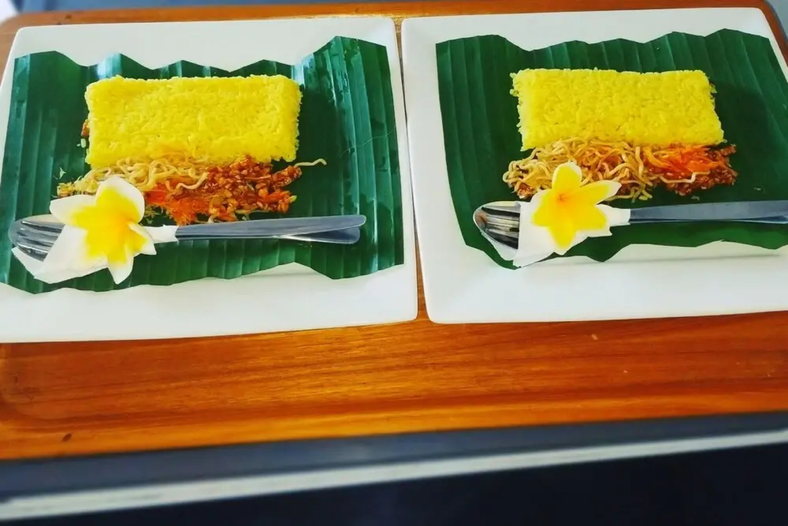 Van Santri Homestay Pemuteran