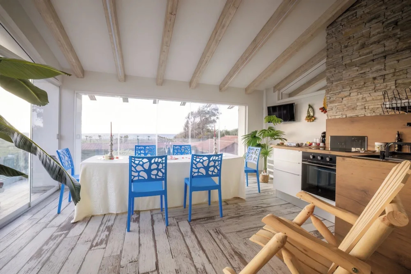 Étoiles Luxury Guest House Resort