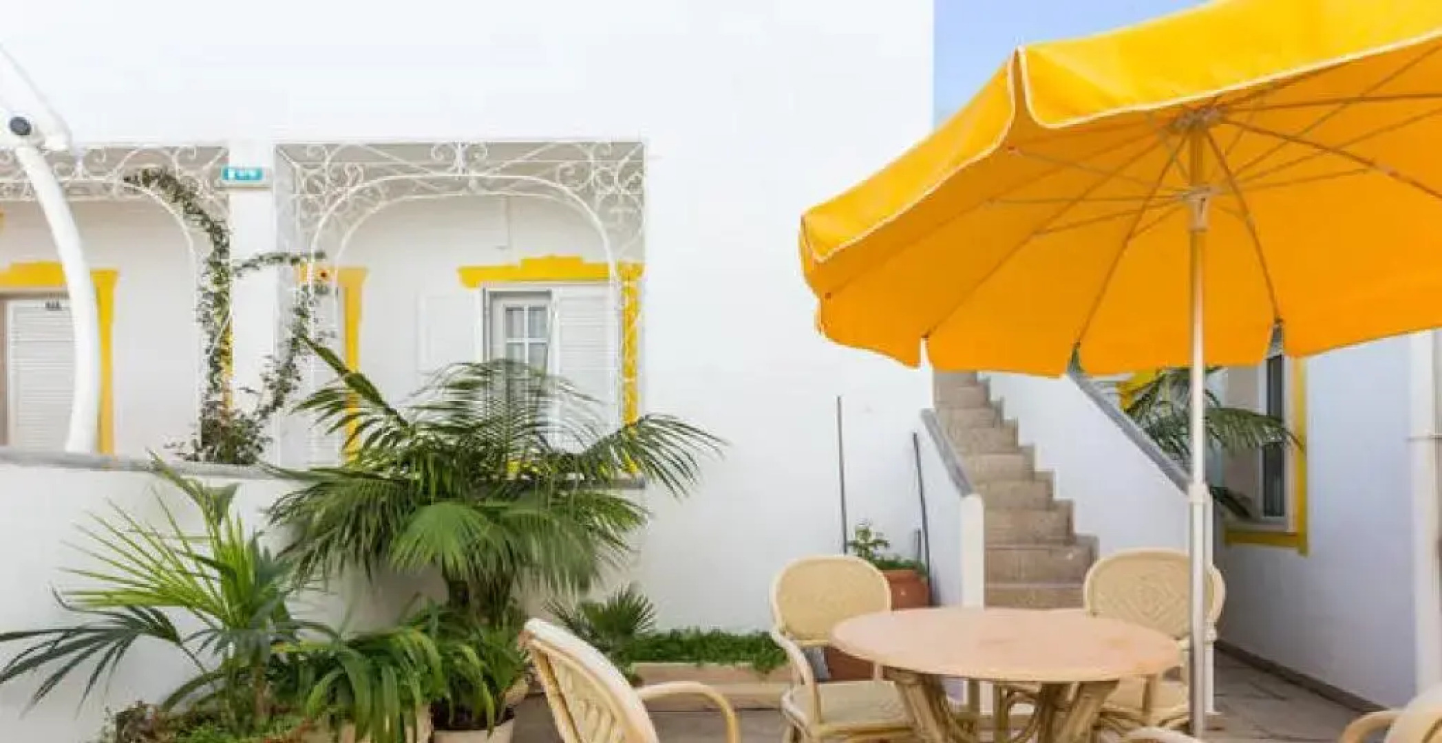 Residencial Miramar by Portugalferias