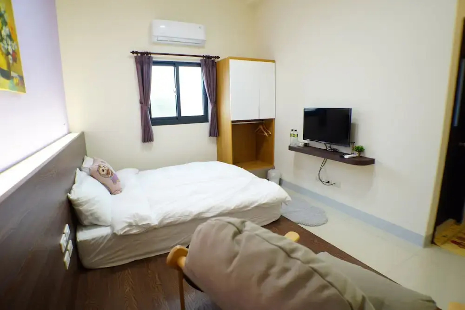 Warm  Bed And Breakfast