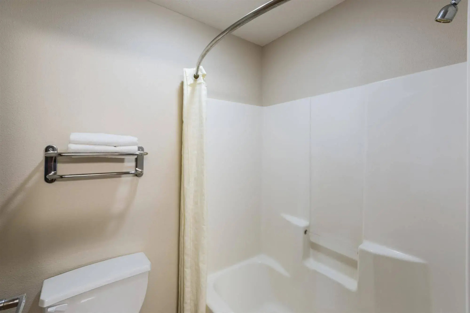 Motel 6 Percival, IA