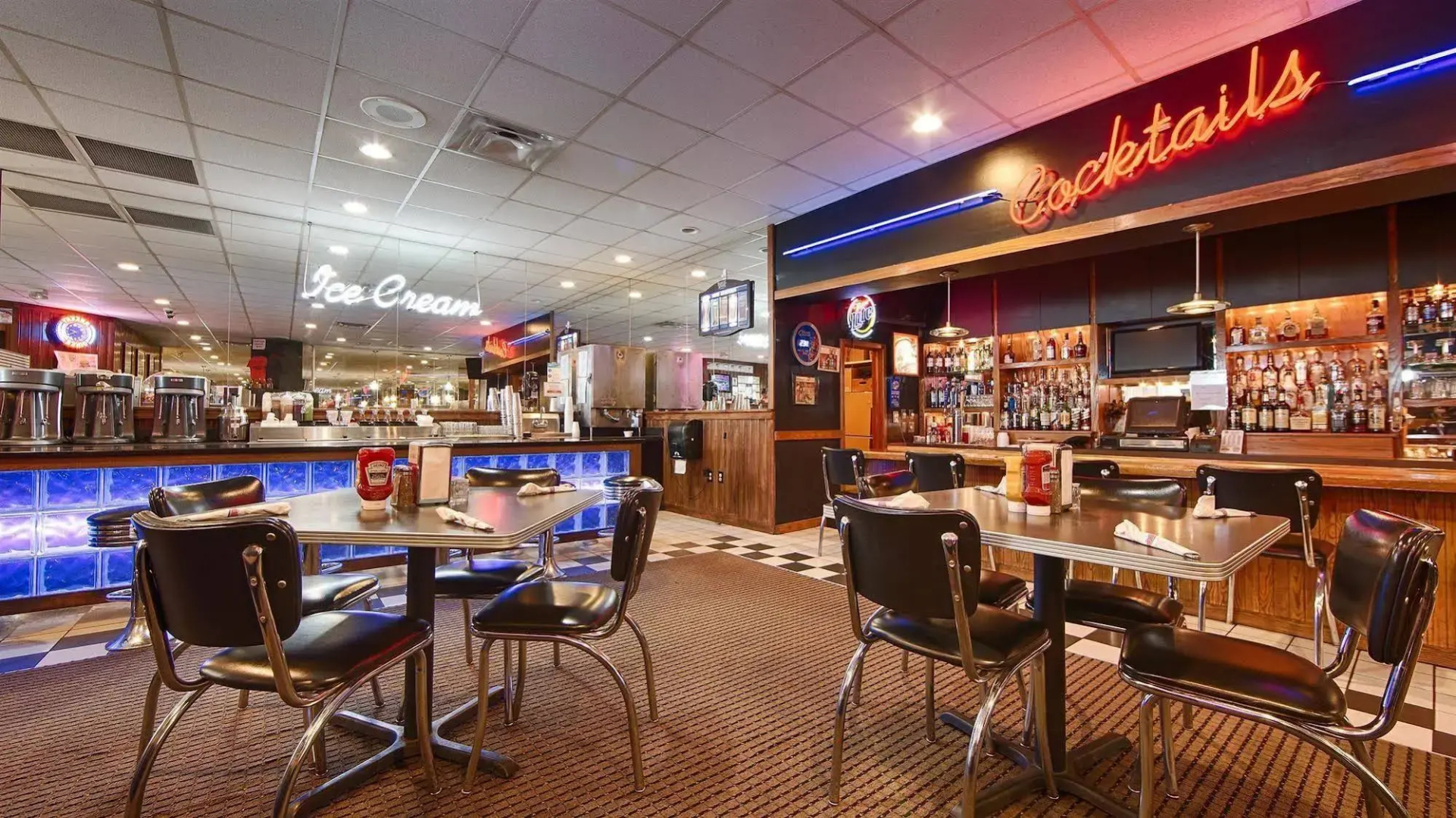 Ramada Ankeny