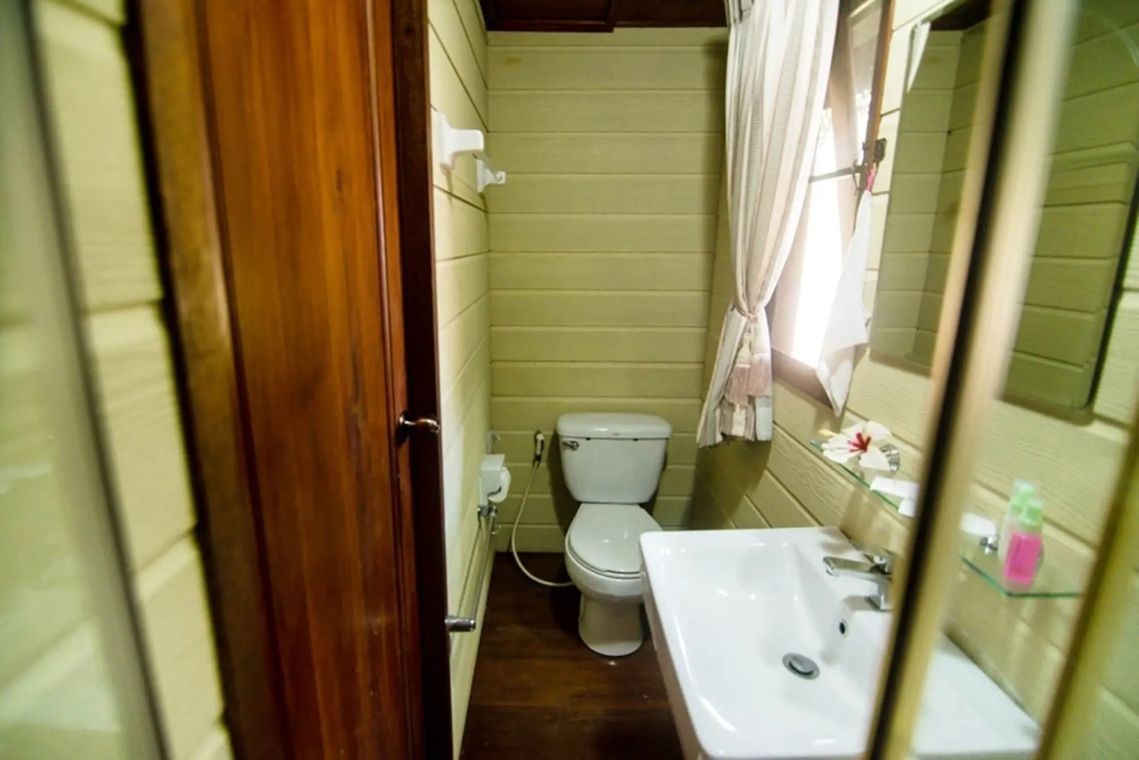 Banviewnam Camping & Resort