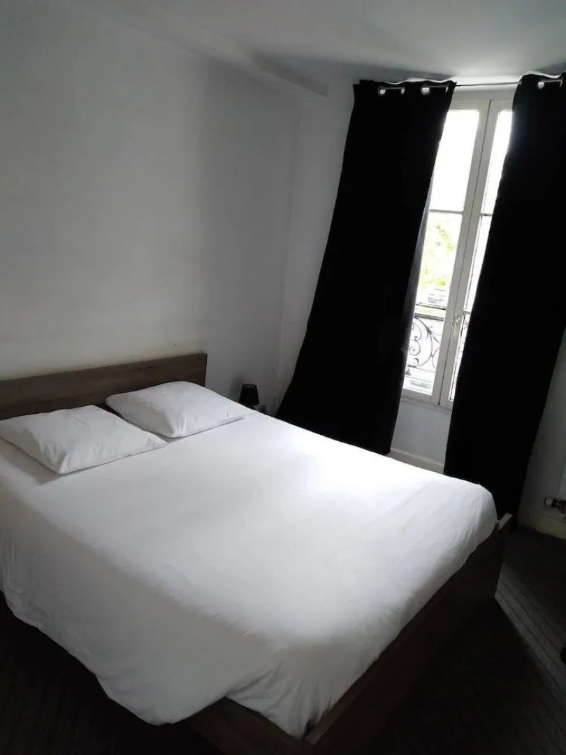 Detached Holiday Home in Braize with Terrace