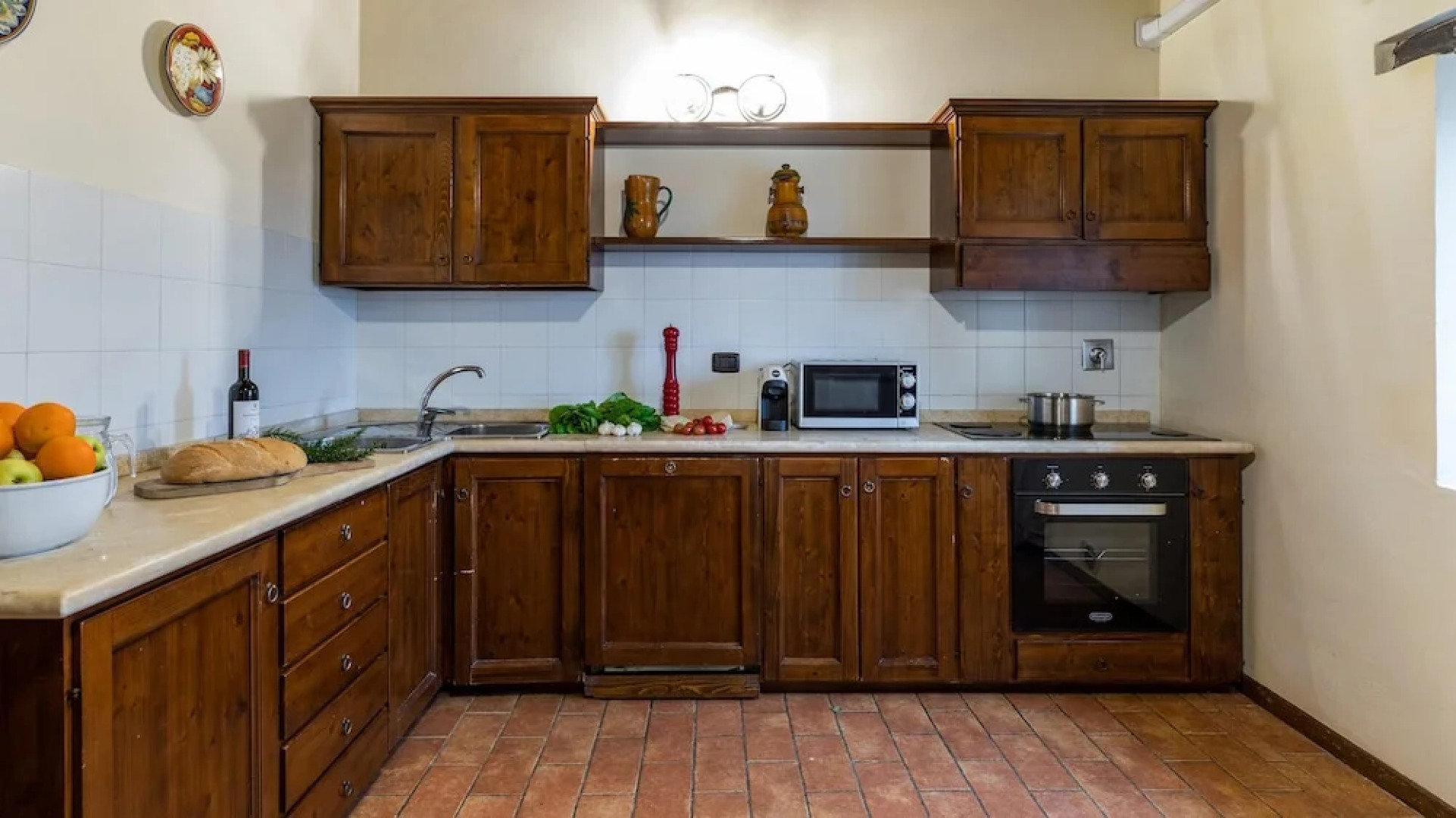 Villa Le Tornaie 14 Emma Villas