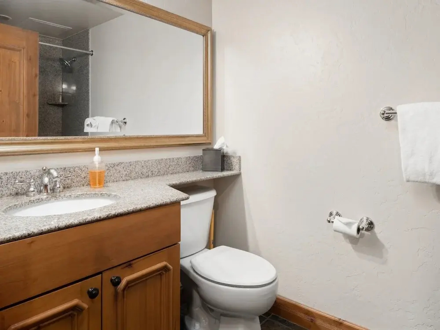 Villa 1082 3 Bed 3 Bath Full Kitchen 3 Bedroom Villa