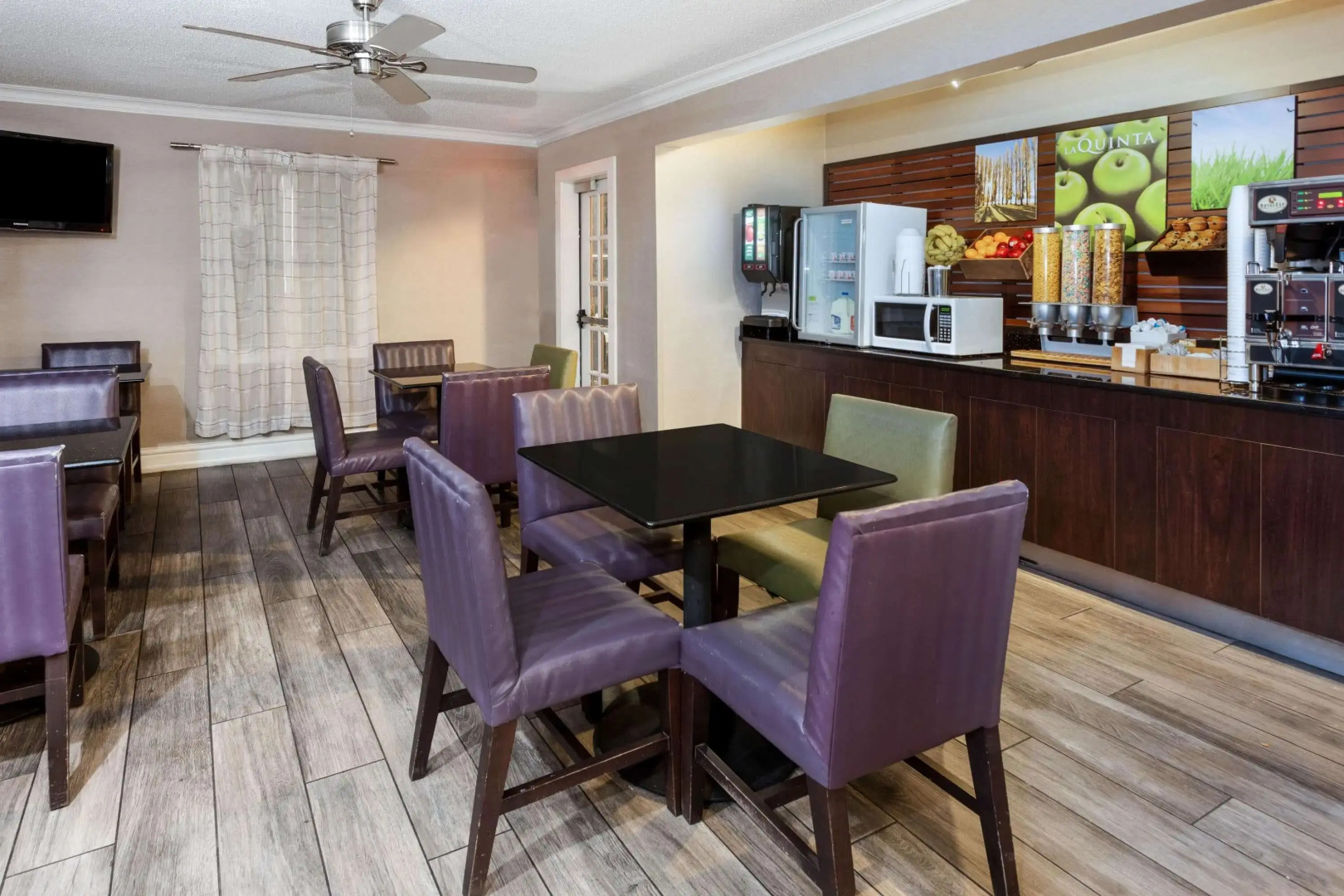 La Quinta Inn by Wyndham Laredo I-35