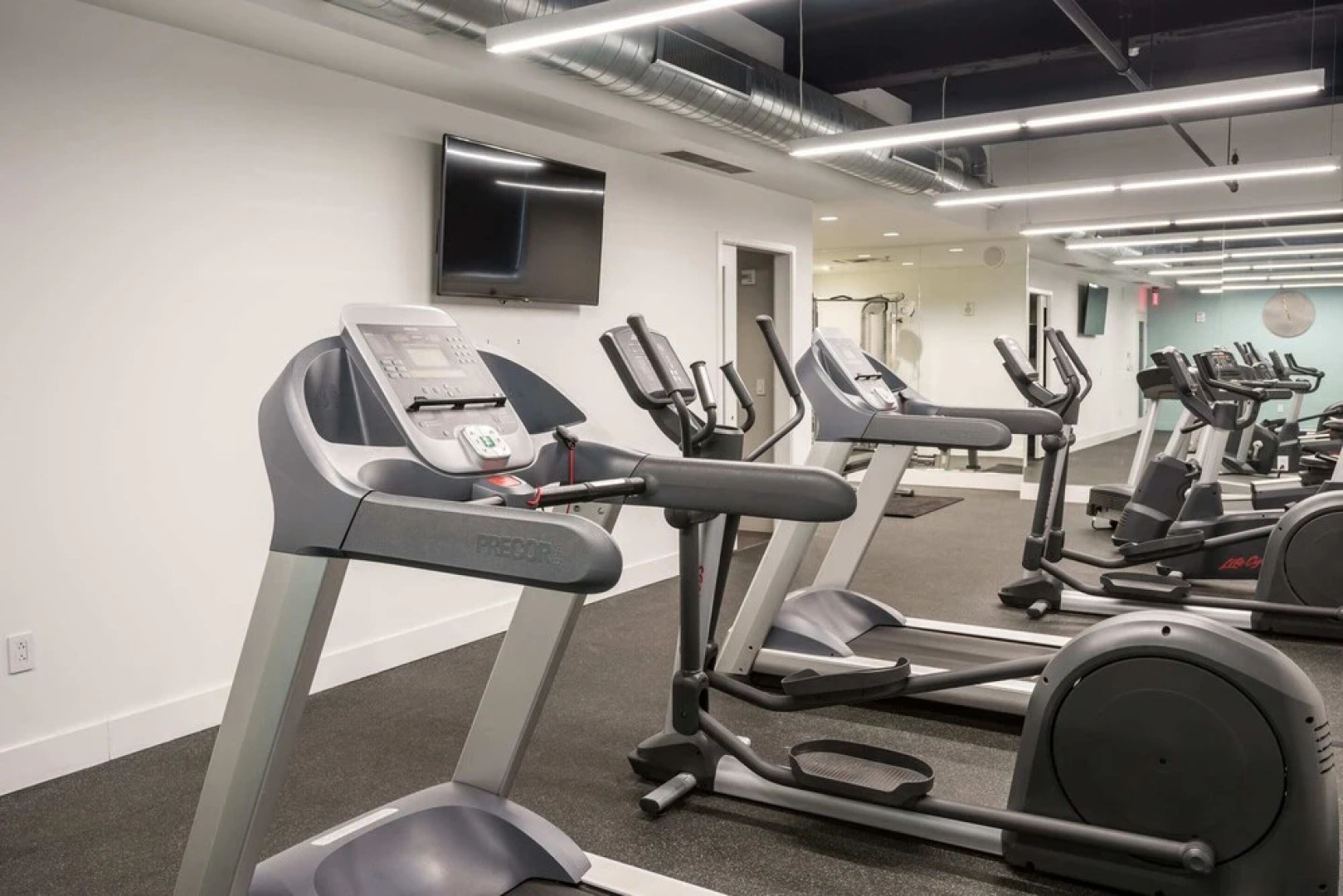 MONTCLAIR - Modern CWE Apts near BJC by Zencity