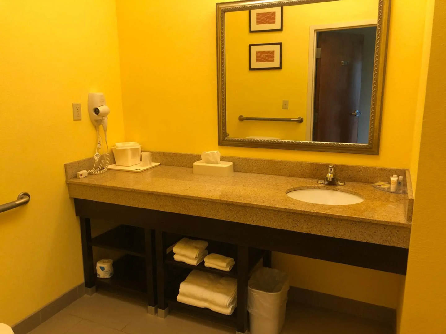 Comfort Inn & Suites Rogersville