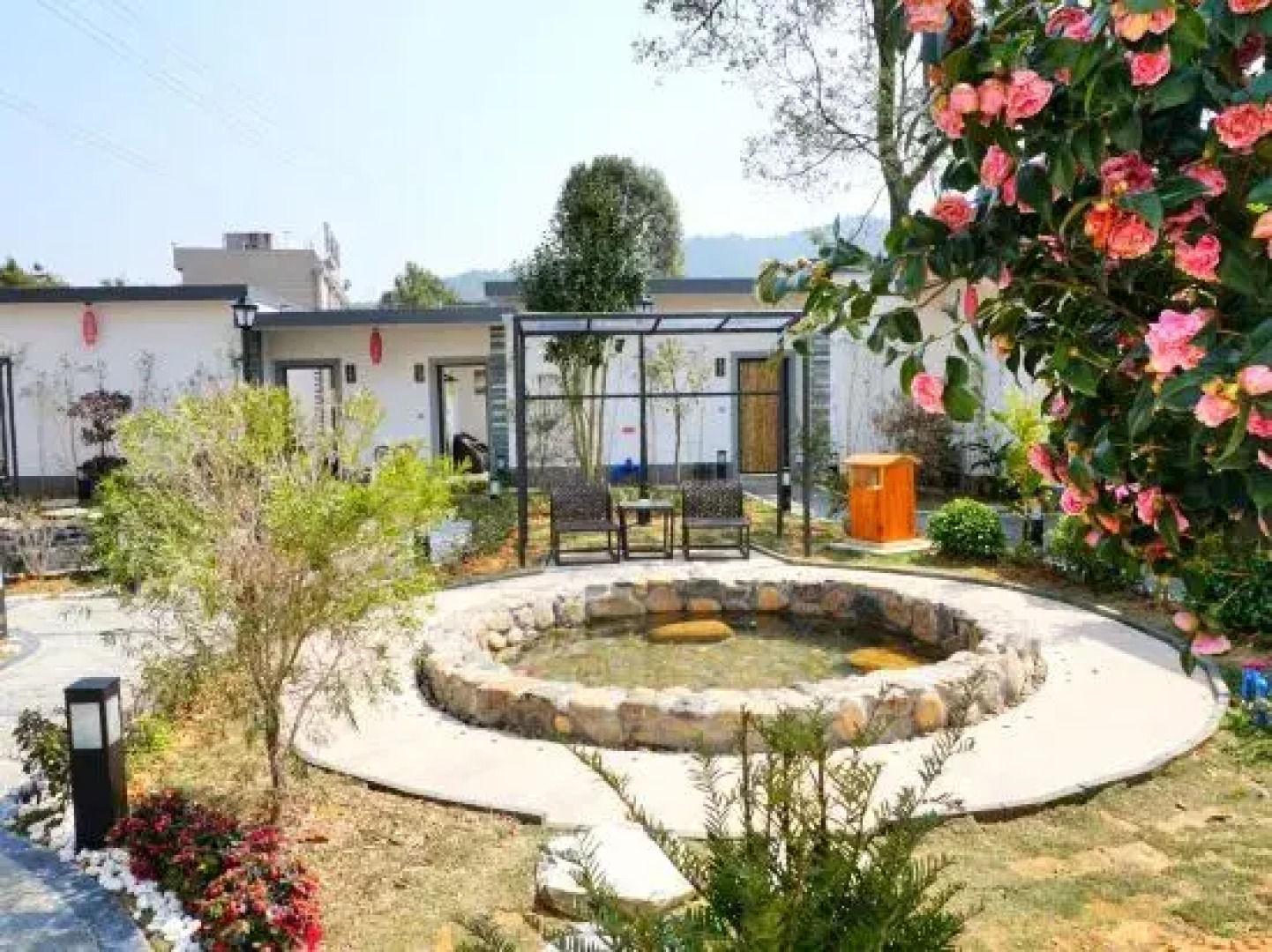 Shuiyun Jingshe Hot Spring Hotel (Xinfeng Meikeng)