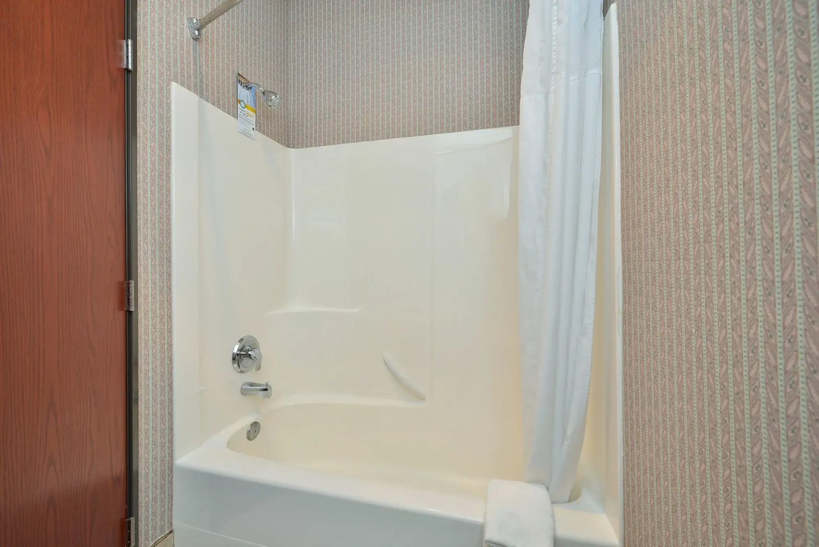 Garner Hotel Liberty Lake by IHG