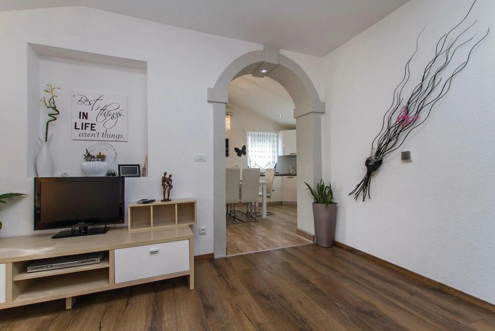 Amazing Home in Nedescina With Wifi and 5 Bedrooms