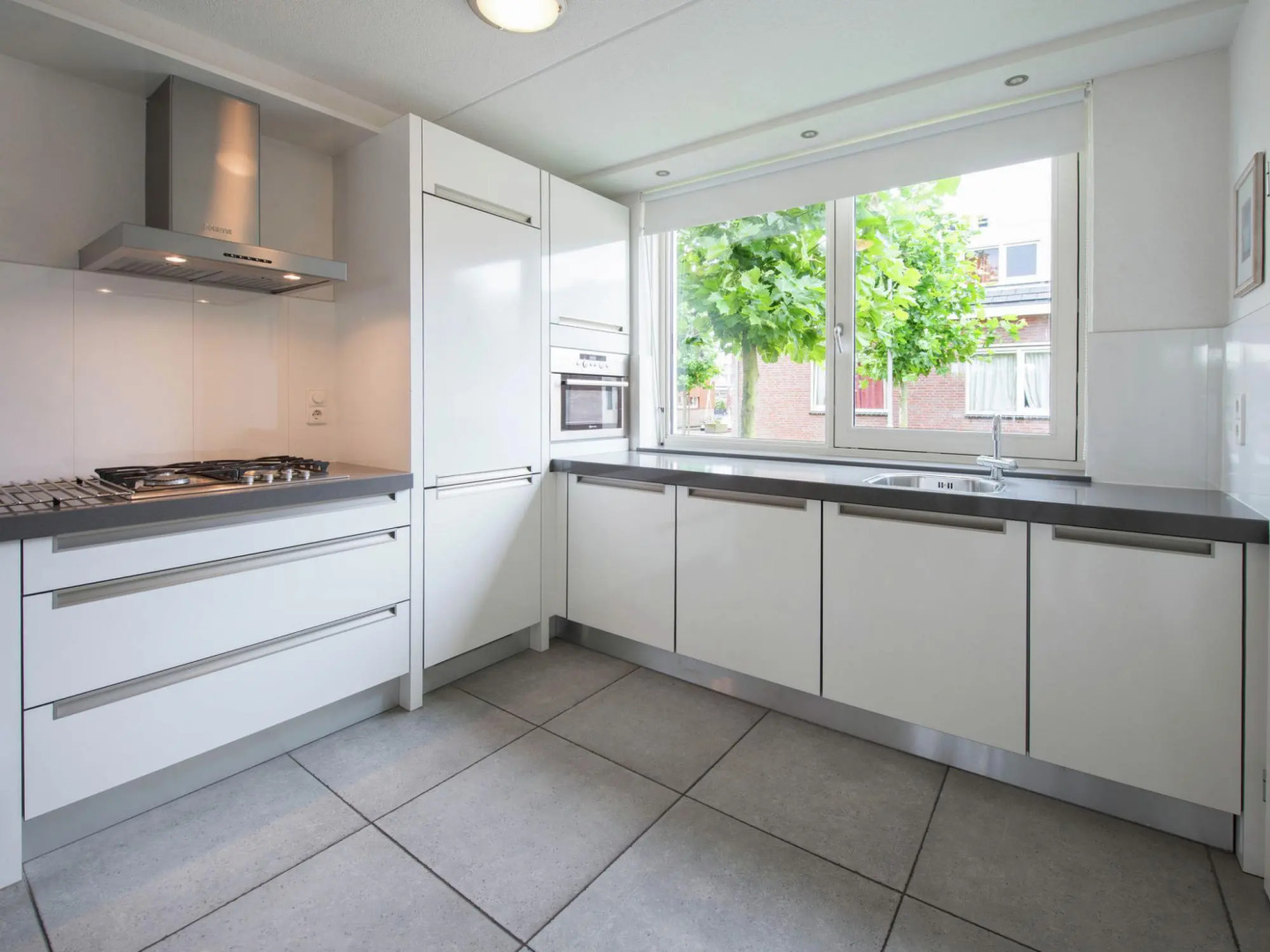Nice House with Dishwasher, Not Far From Amsterdam