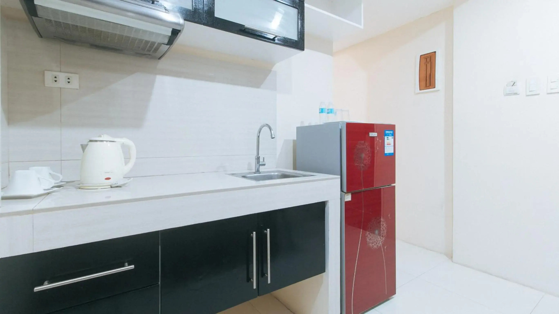 RedDoorz @ Grand Apartelle Hernan Cortes Cebu