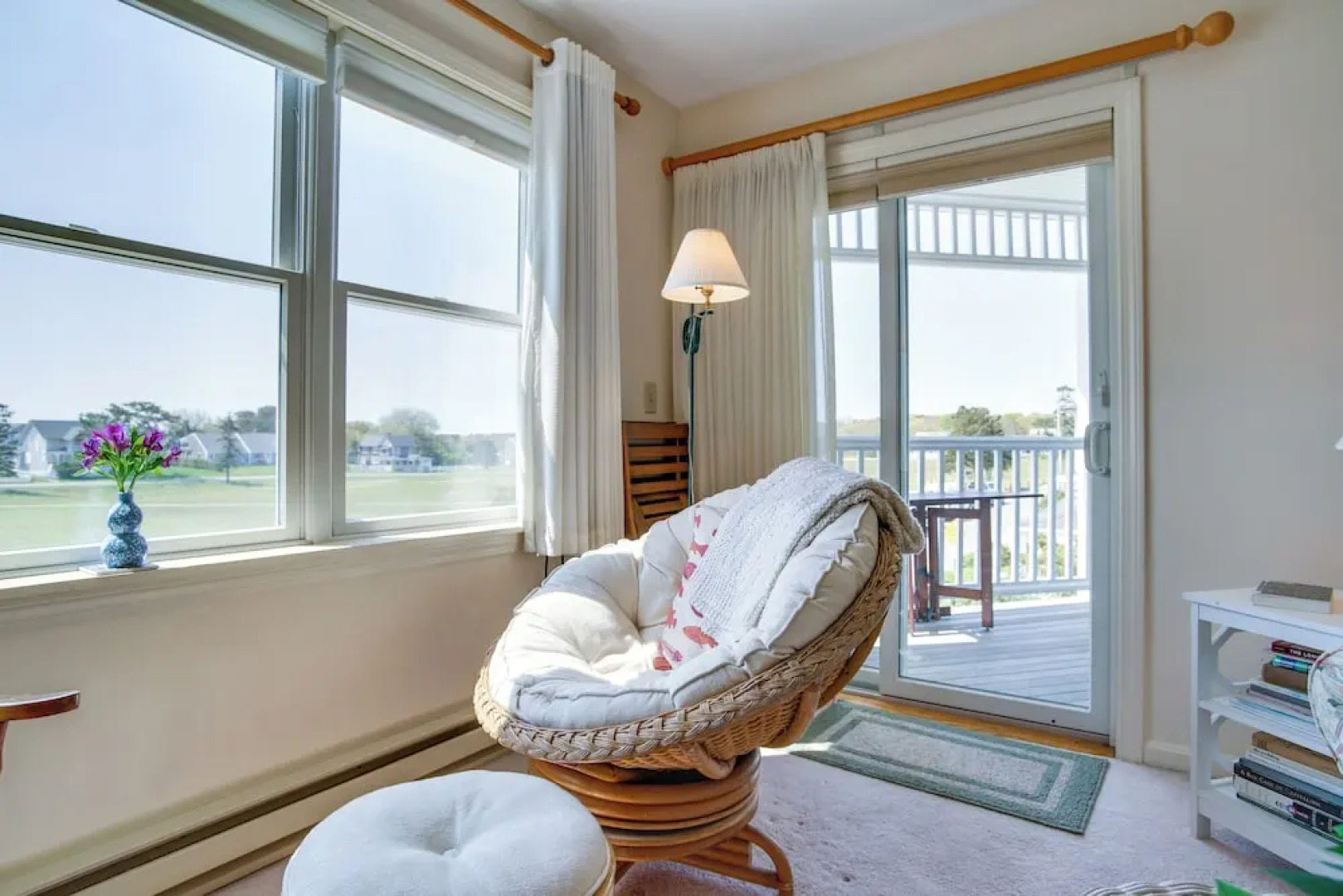 Breezy Oak Bluffs Condo - Steps to Inkwell Beach!