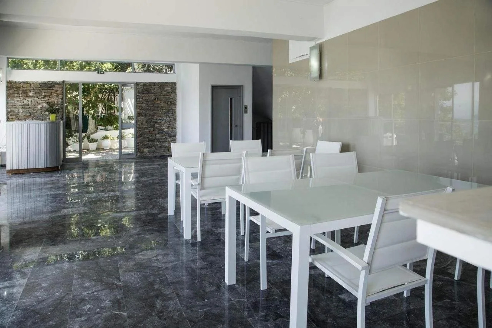 Porto Evia Boutique Hotel