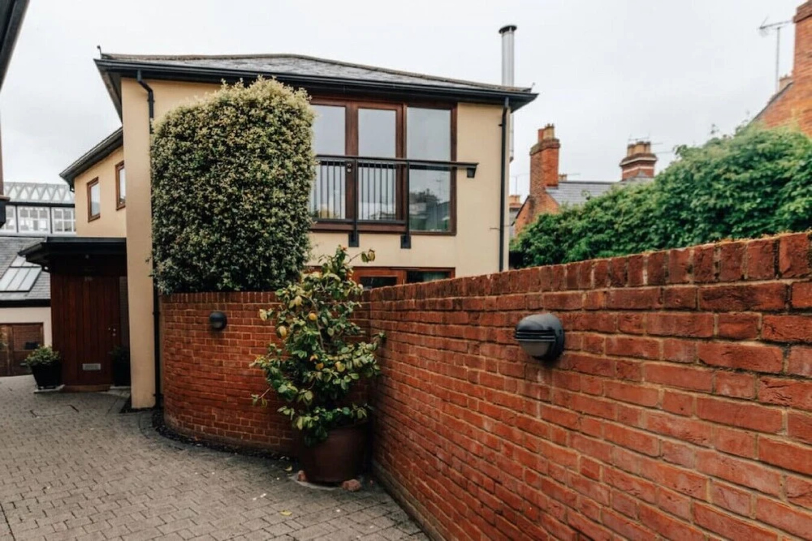 The Herringbone - 3 Bed With Parking Pet Friendly