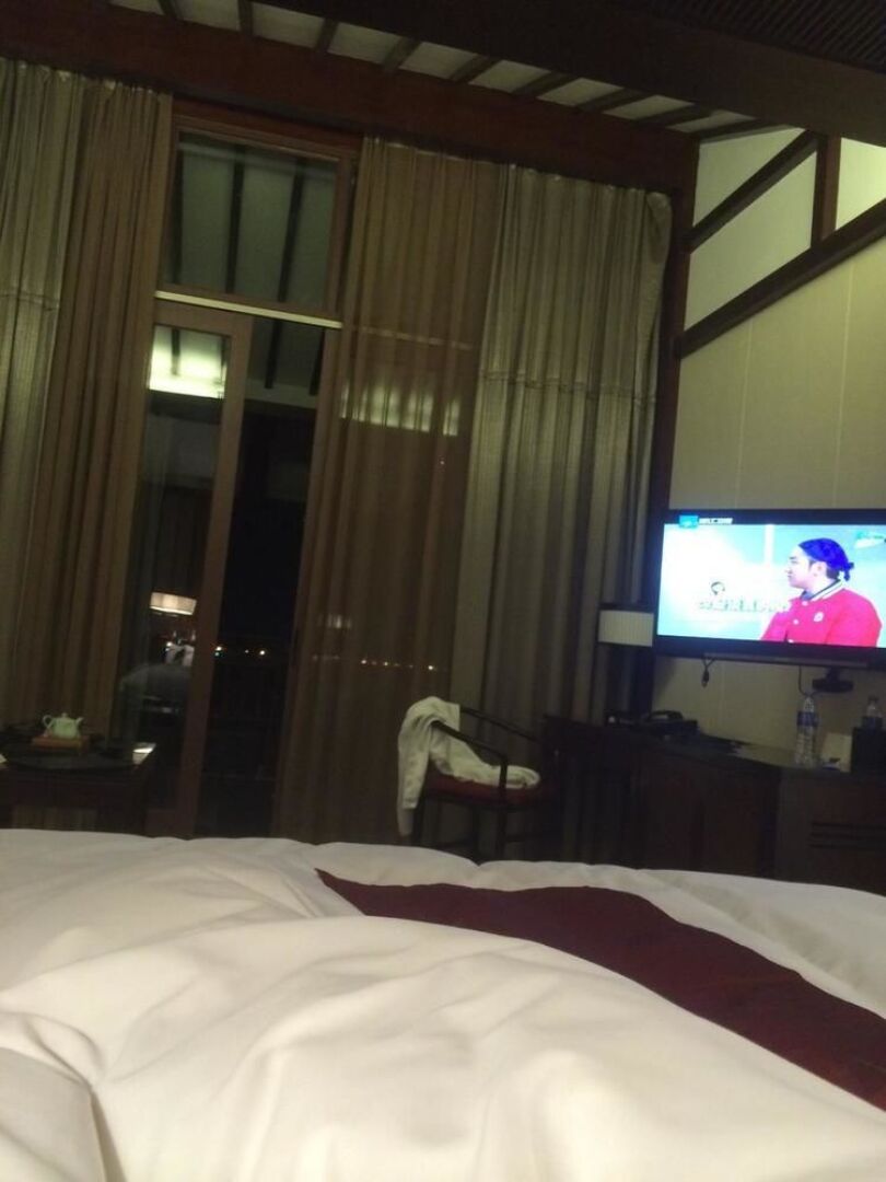 Xishan Hotspring Resort Hotel