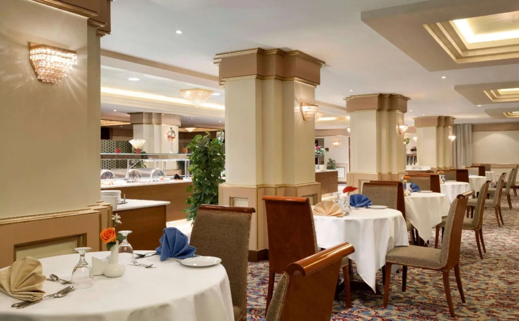 Ramada Al Hada Hotel And Suites