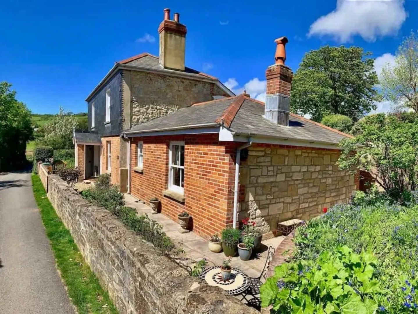 Little Clatterford Walkers Paradise for 2 Close to Carisbrooke Castle