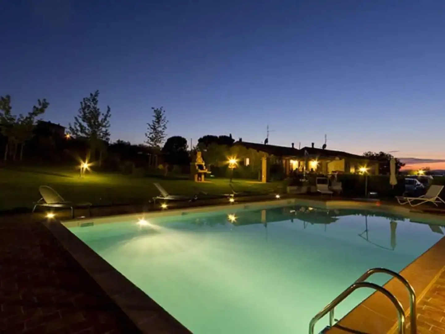 Luxurious Holiday Home in Marsciano With Swimming Pool