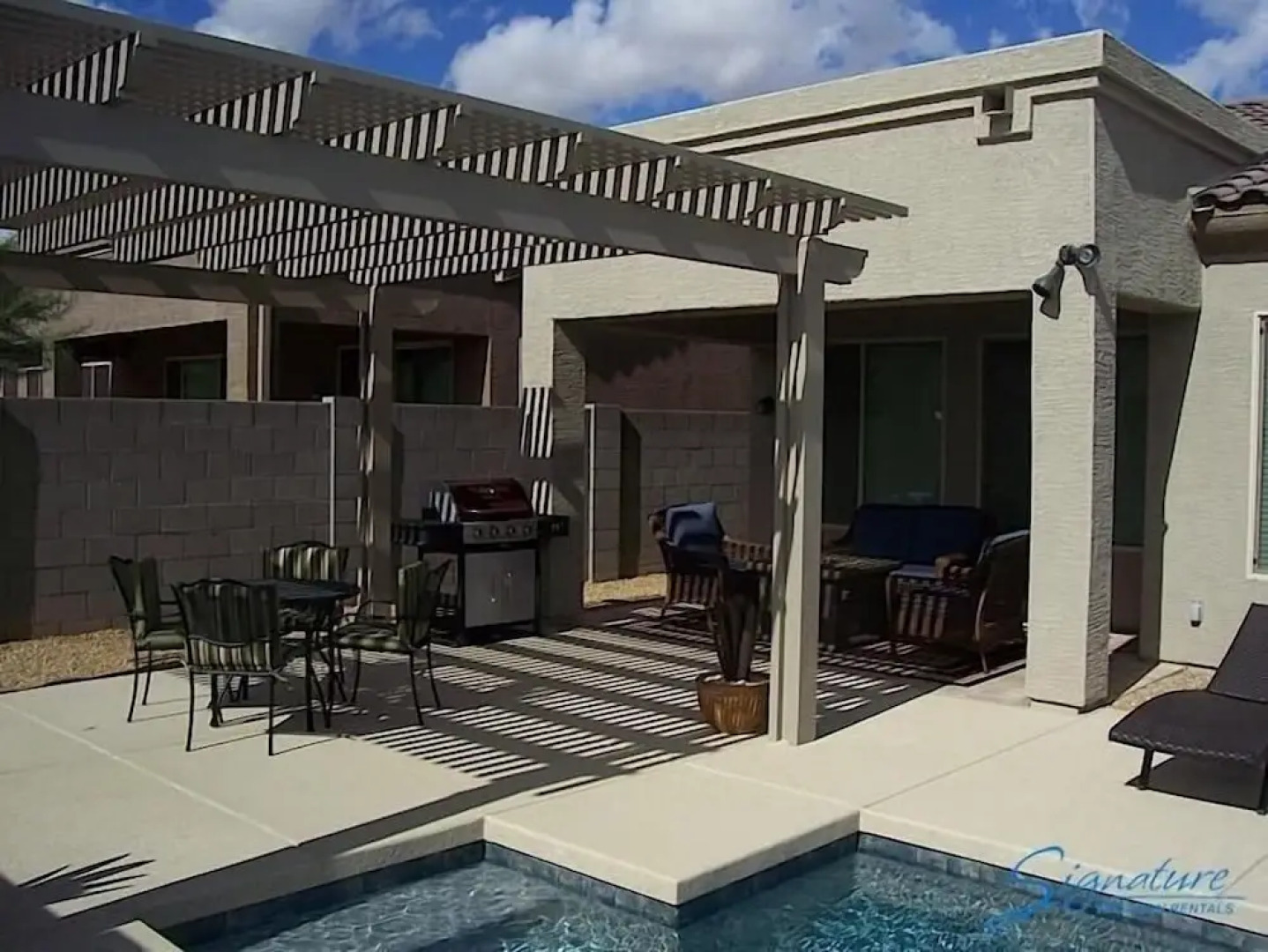 Pleasant Surprise By Signature Vacation Rentals