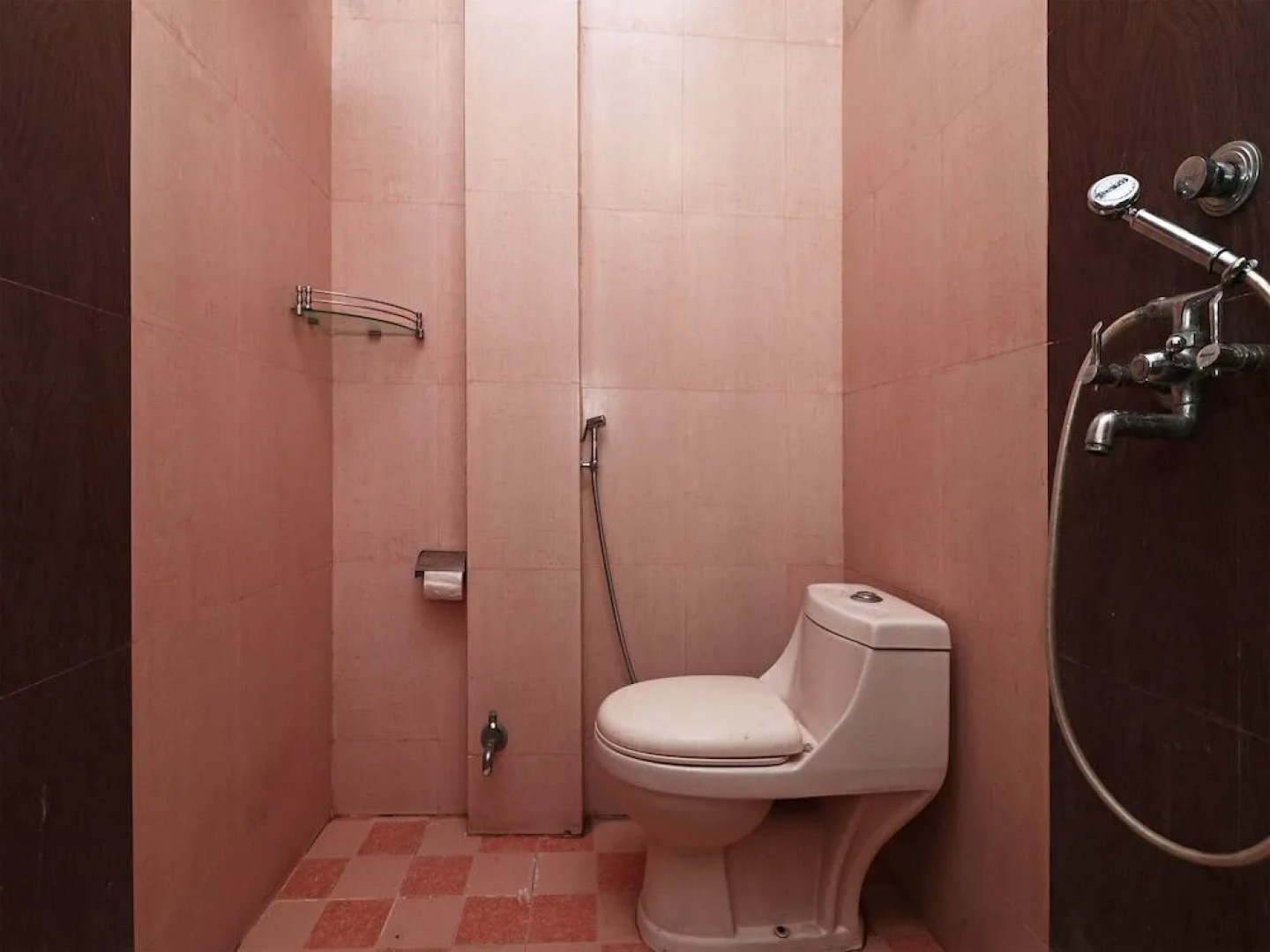 Oyo 16538 Shanti Palace