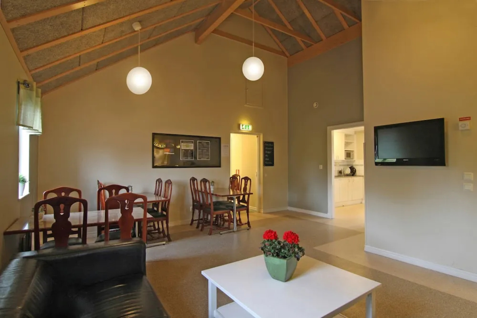 Bergs Slussar Vandrarhem & Stugor - Hostel