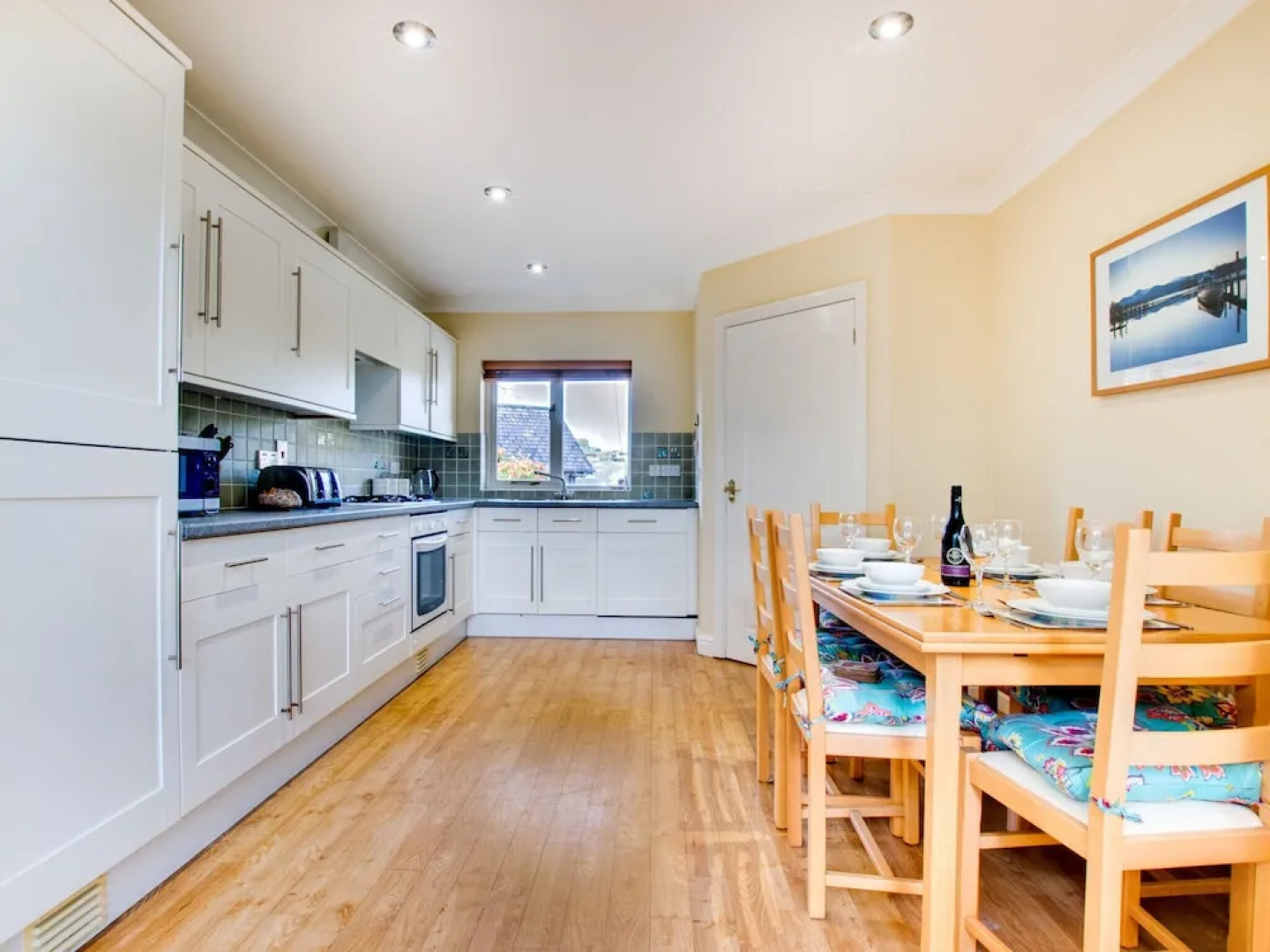 Luxurious Holiday Home in Saundersfoot With Fireplace