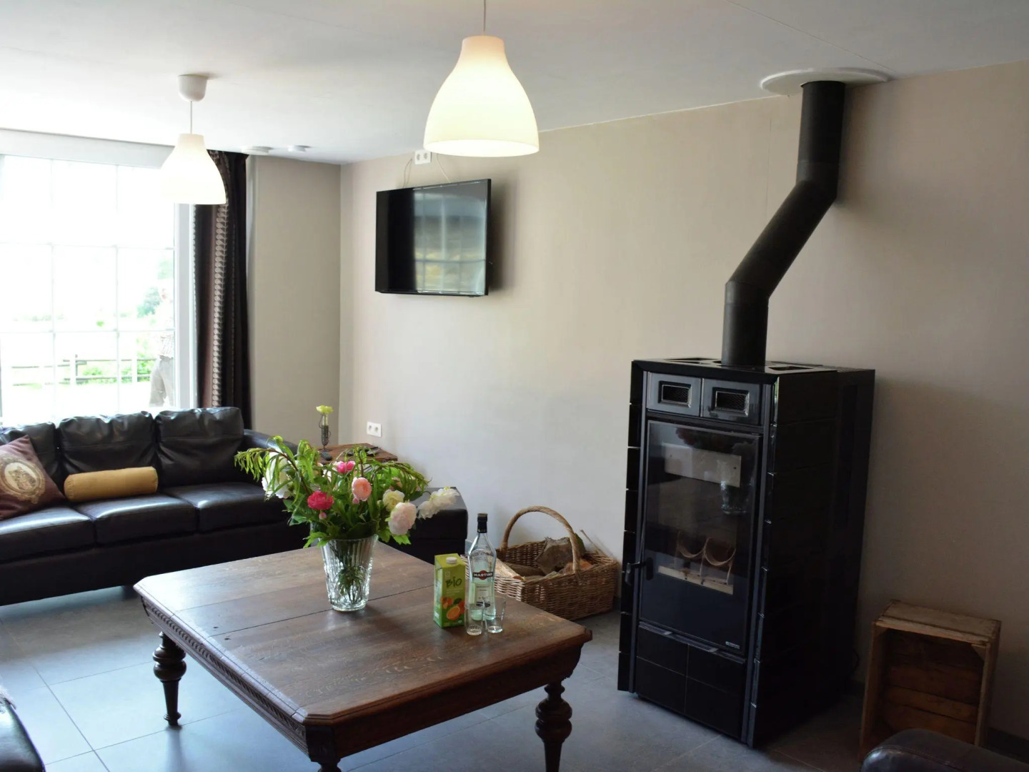 Charming Farmhouse With Large Terrace