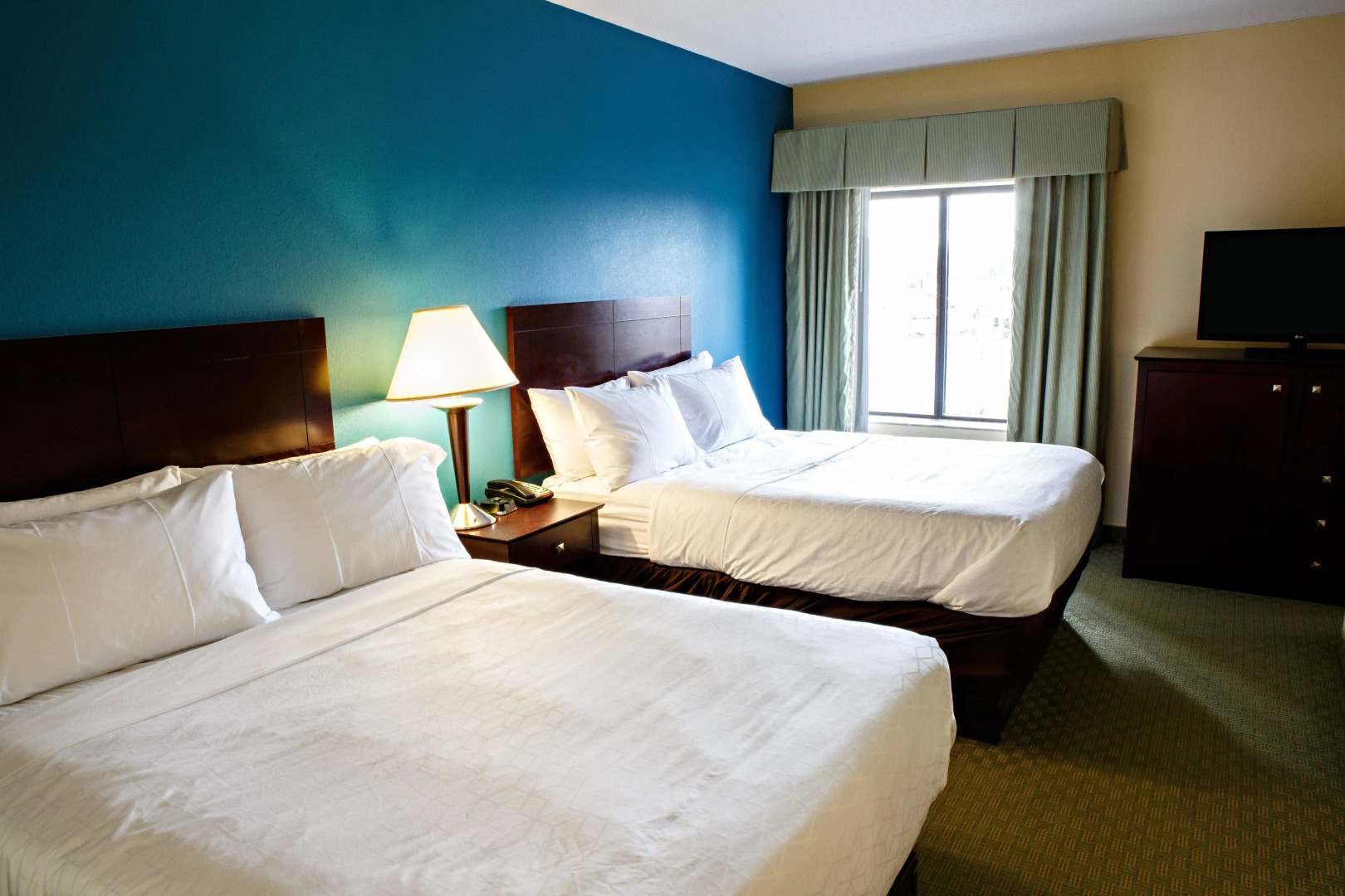 Holiday Inn Express Hotel & Suites Harrisburg West by IHG