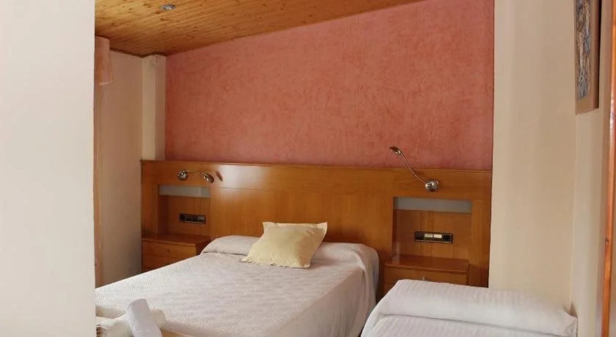 Apartamentos Turísticos Can Rocamora