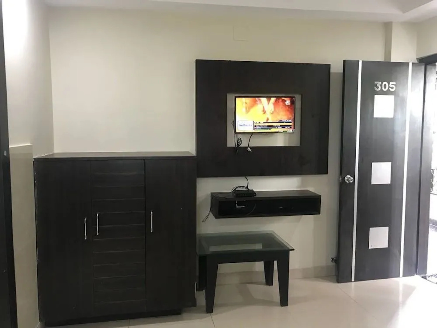 Goroomgo Orchid Beach Inn Puri