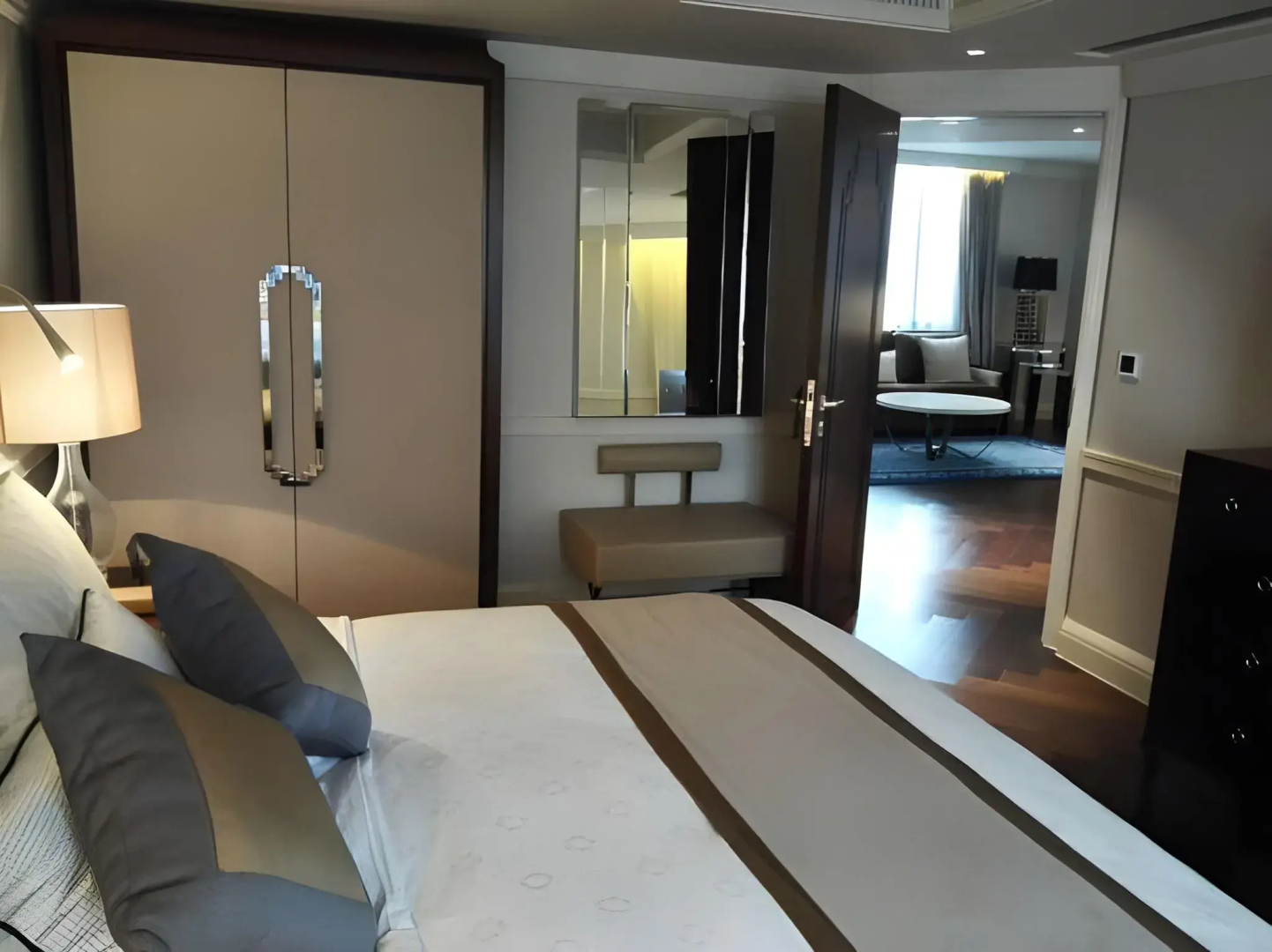 Jinjiang Metropolo Hotel Classiq Shanghai Bund Circle