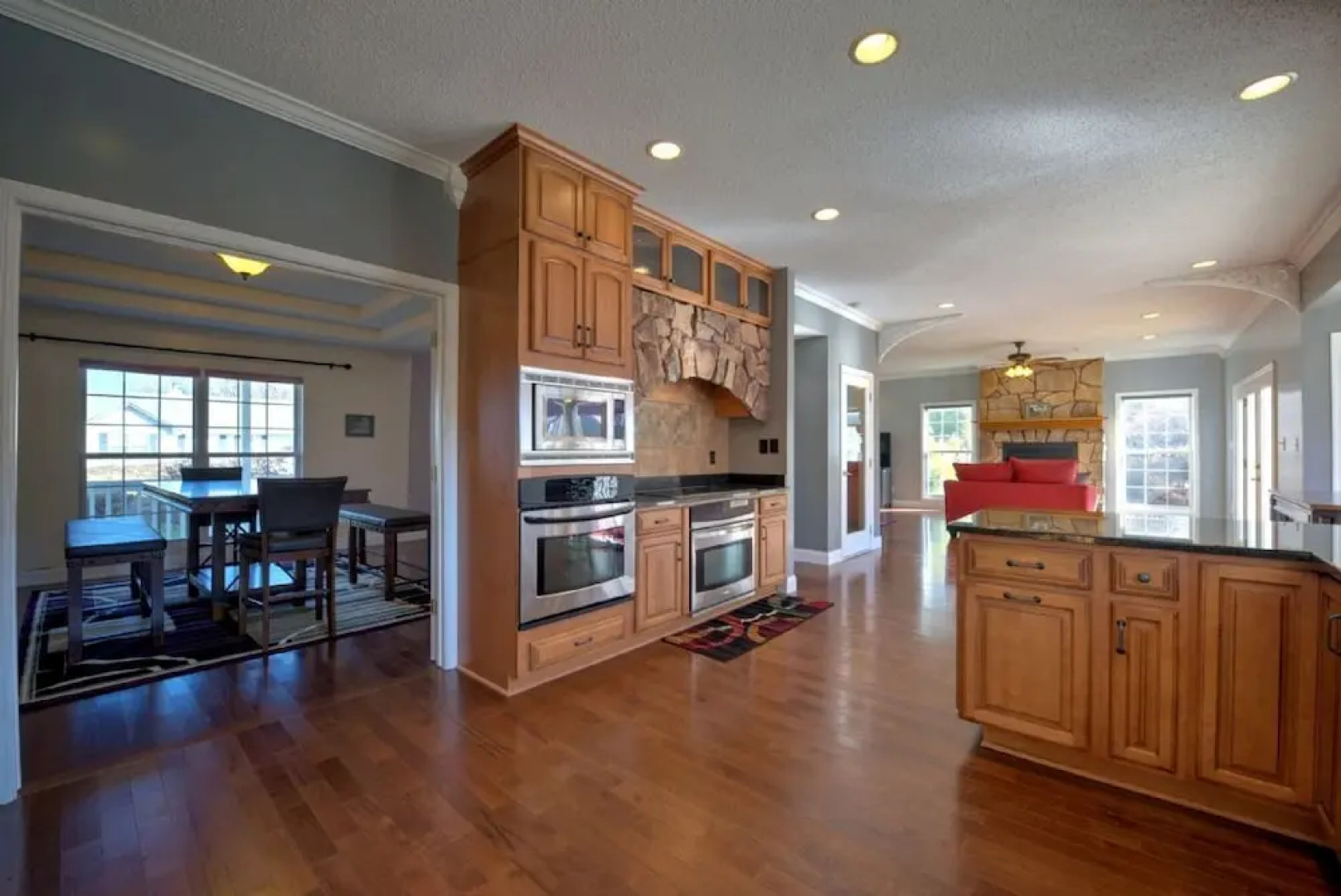 Sunshine Cove - 5 Br Home