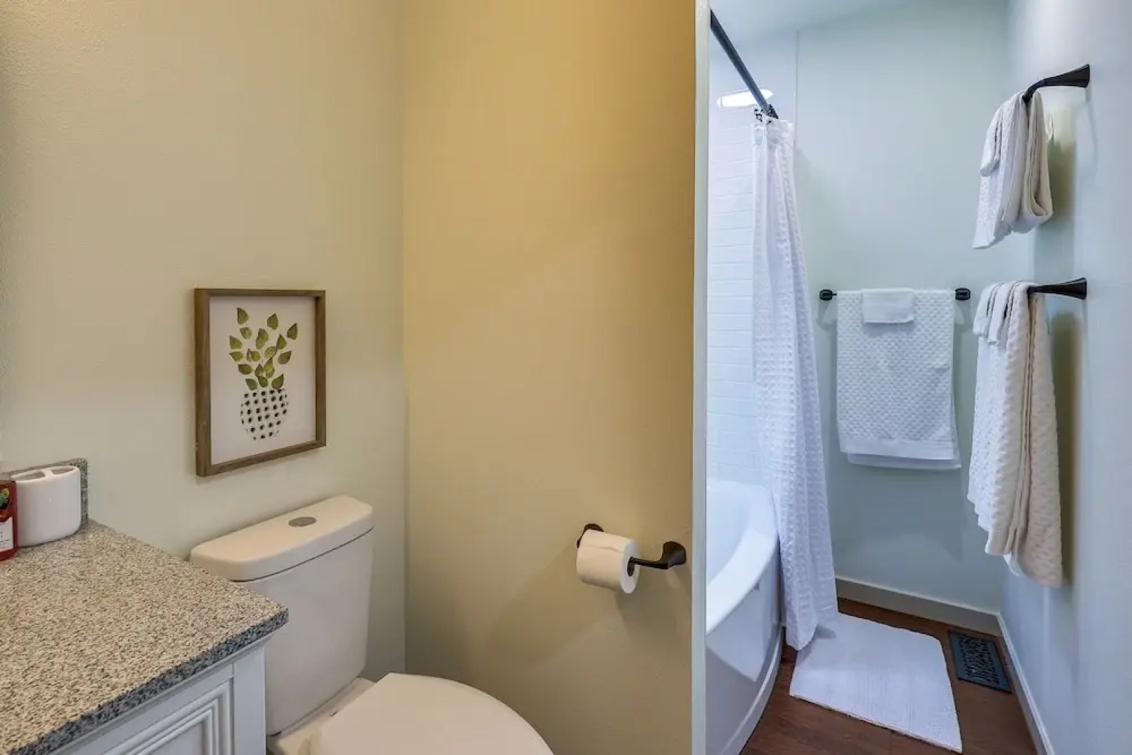 Bella Vista Vacation Rental on The Back 40 Trail!