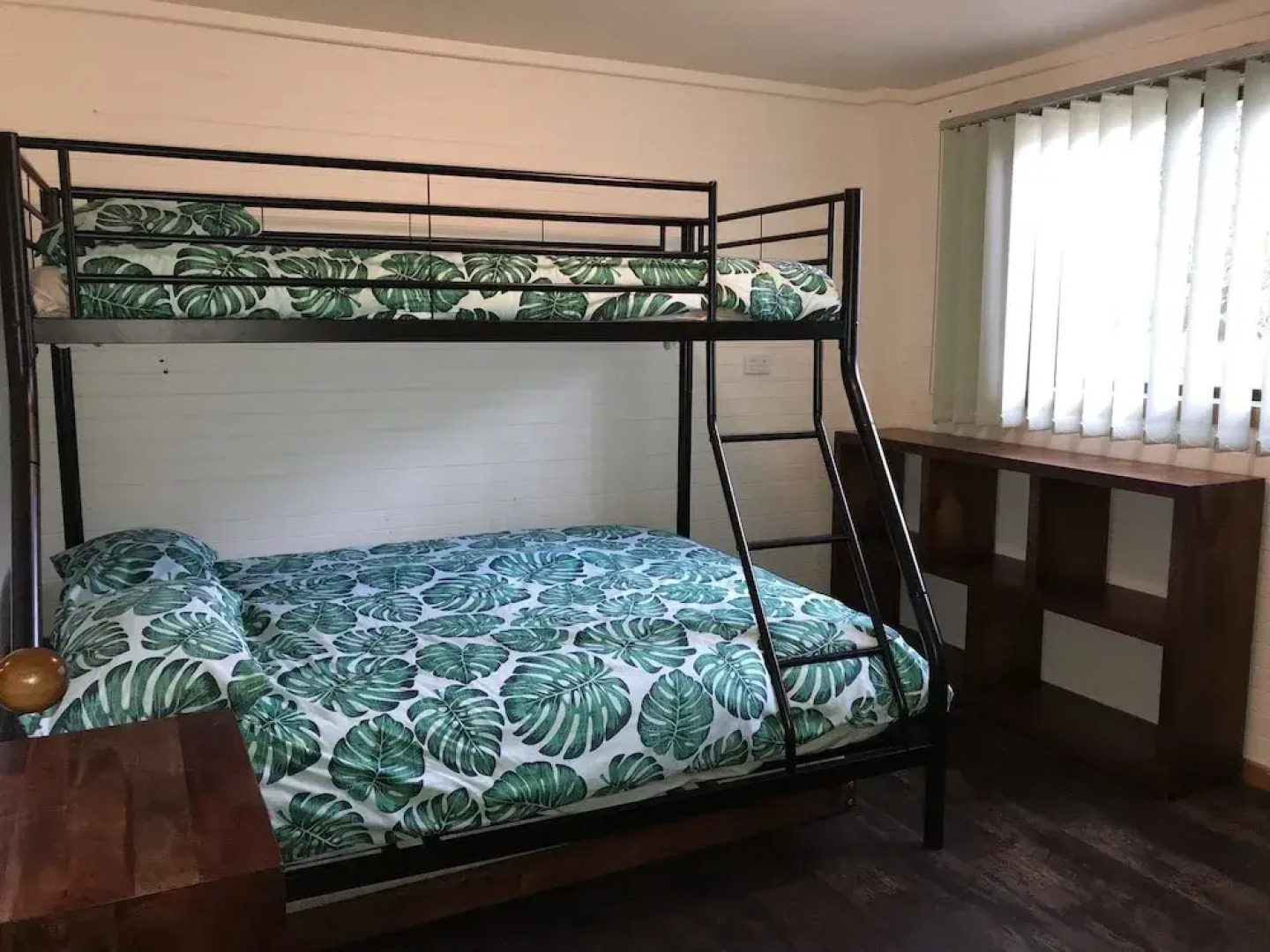 9 Boat Creek by the beach in Ventnor