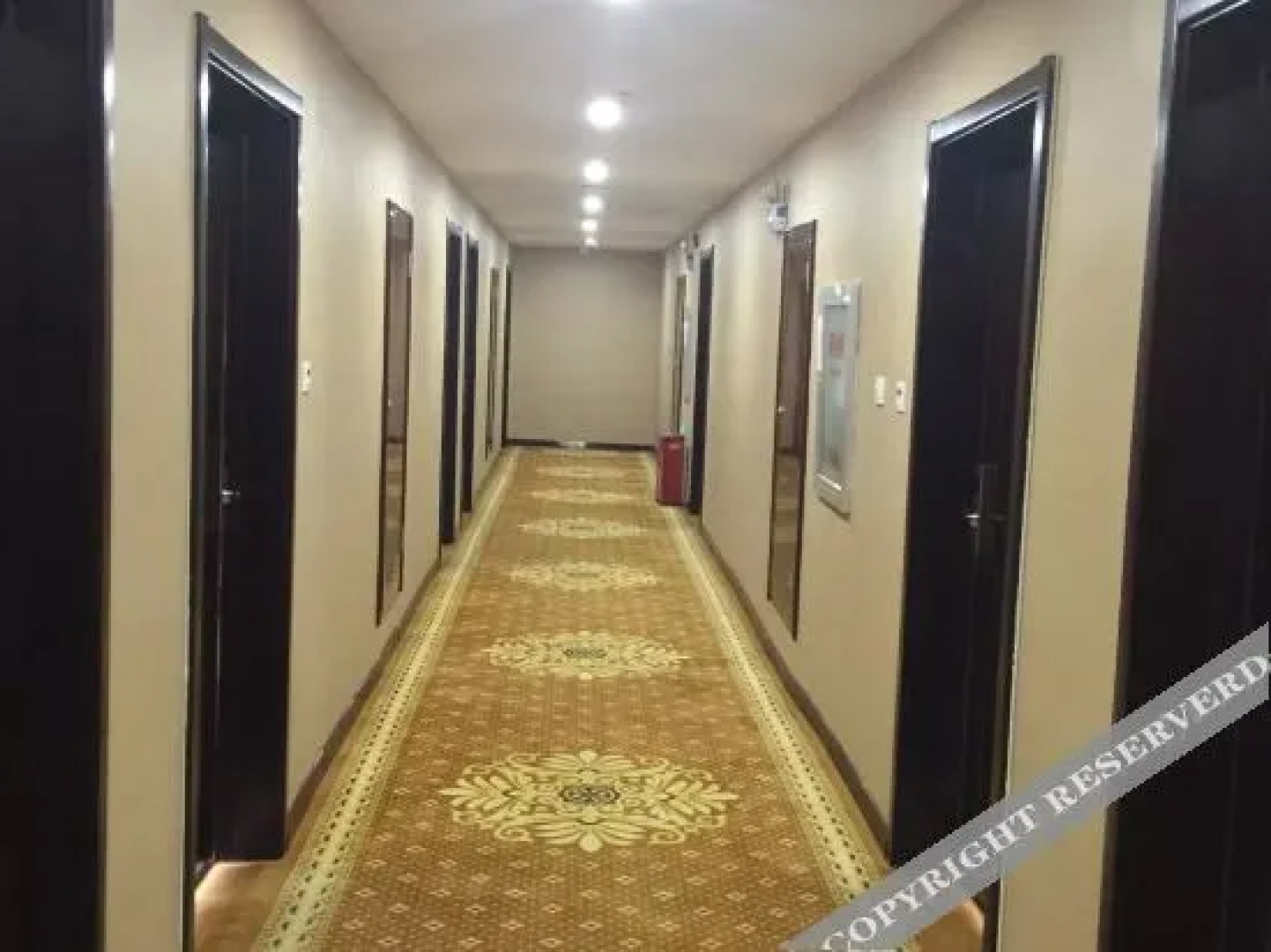 Xiqian Yujing Holiday Hotel