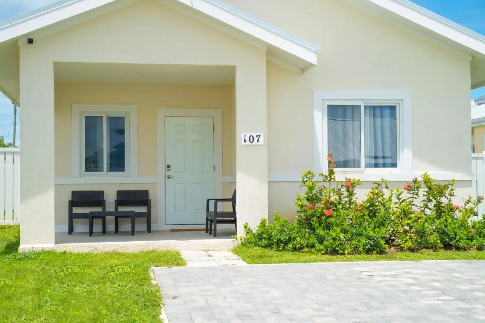 Hamilton @ Oceanpointe a serene 2bed 2 bath Villa