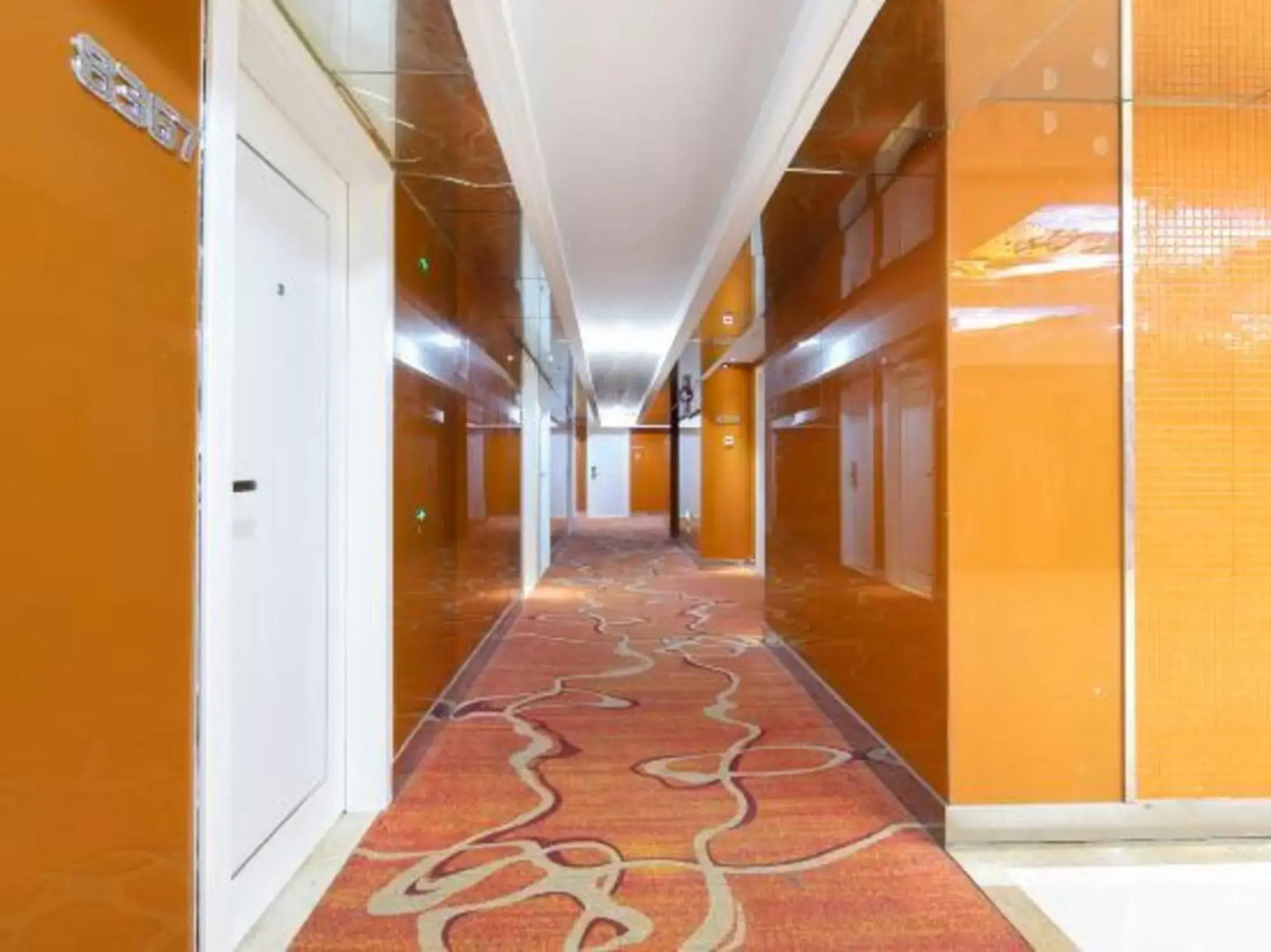 Shengjing Yijia Hotel