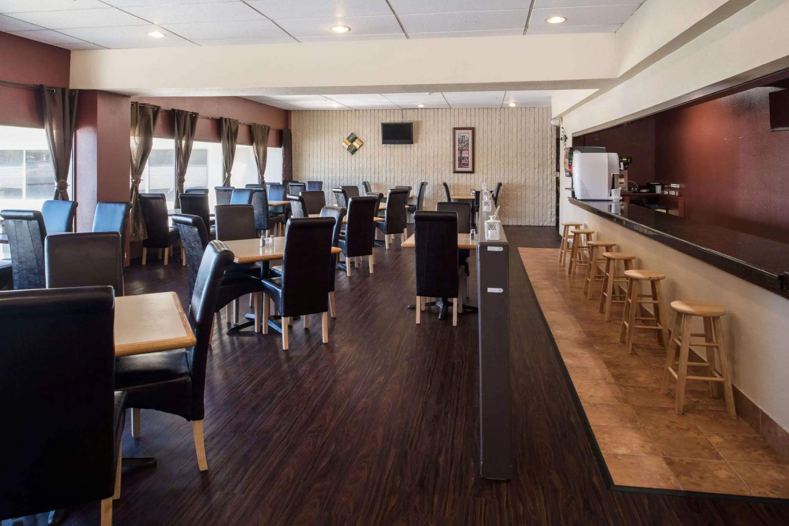 Ramada by Wyndham Downtown Spokane